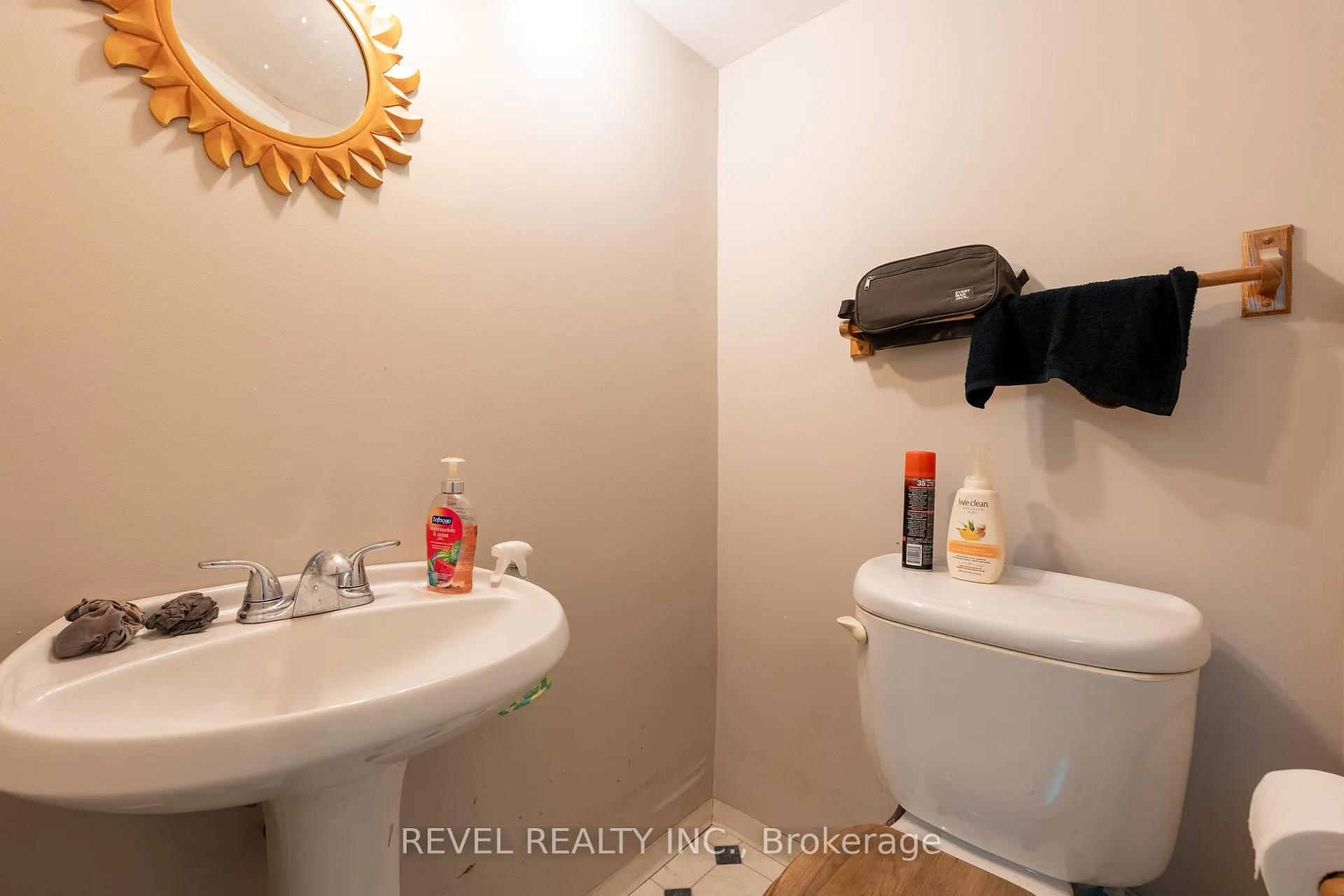Photo 15 of 34 Sherman Avenue S, Hamilton, Gibson — HOMEH