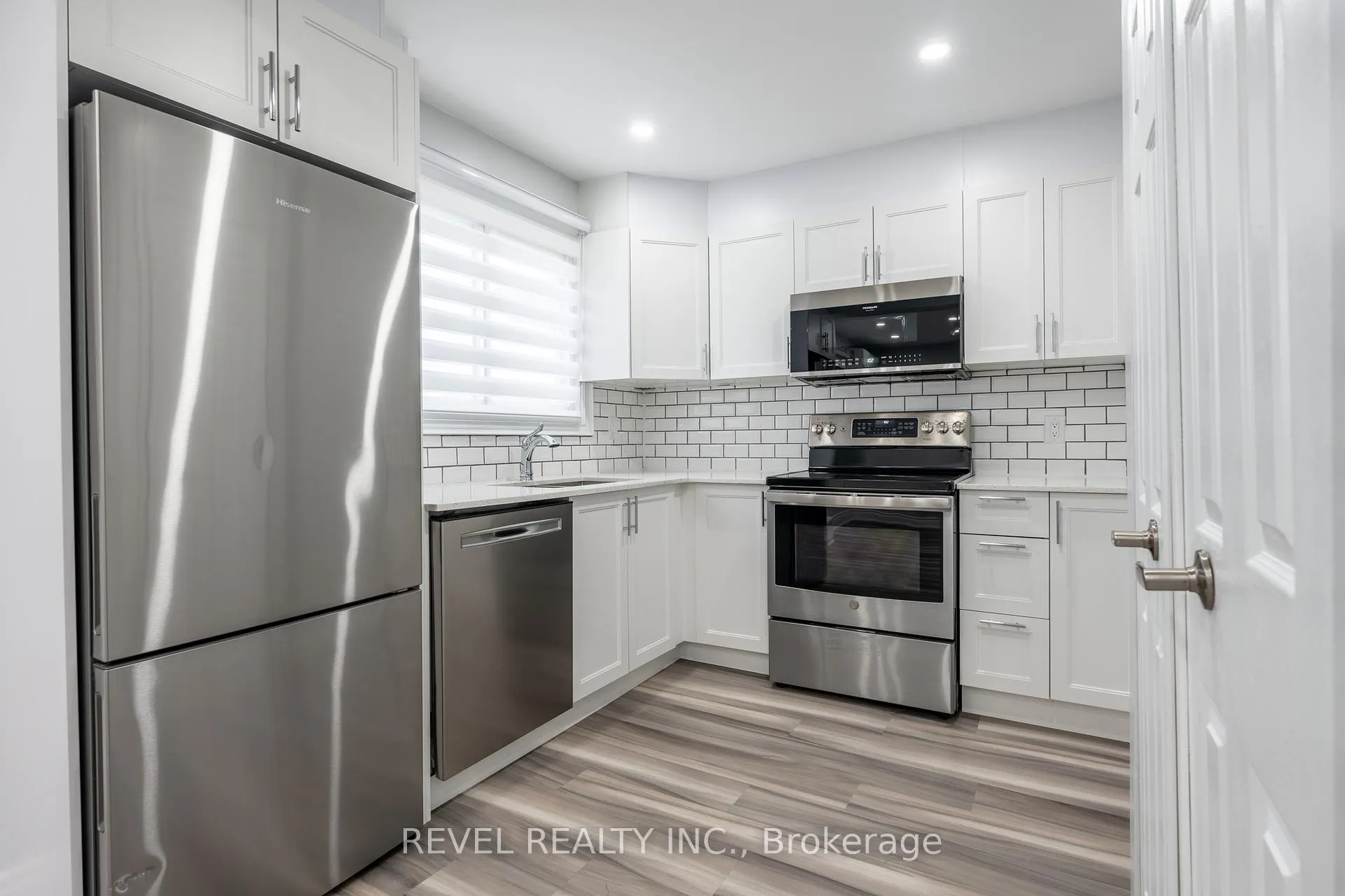 Photo 29 of 34 Sherman Avenue S, Hamilton, Gibson — HOMEH