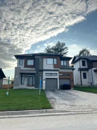 Front of 3193 Searidge Street N