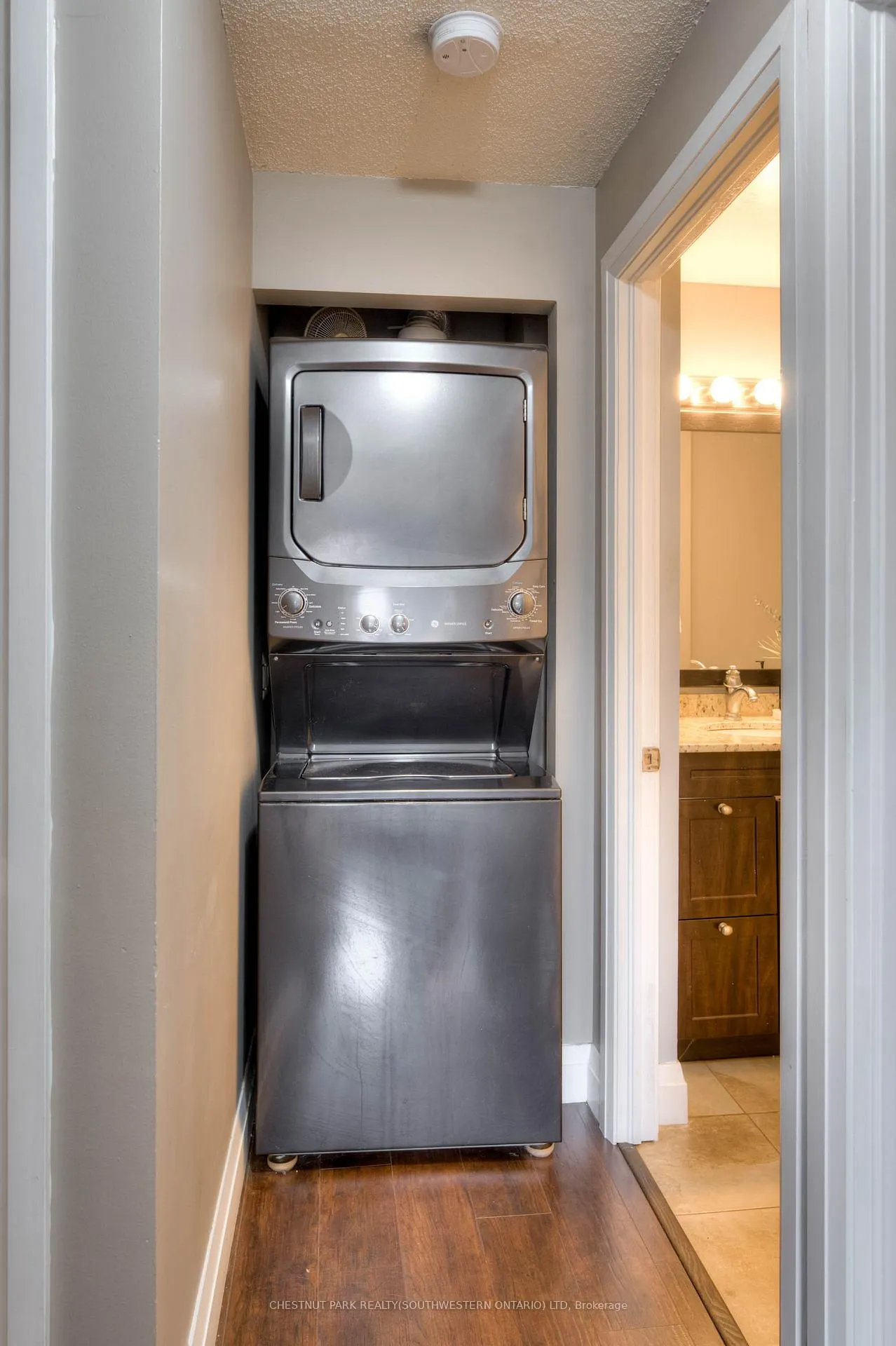 Photo 13 of Unit 105, 276 Eiwo Court, Waterloo, Lincoln Village — HOMEH