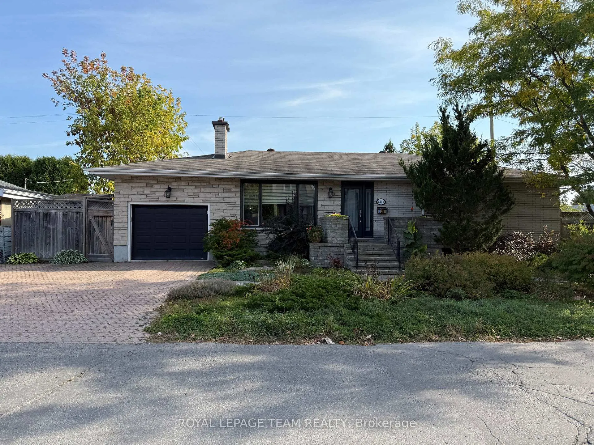 Photo 2 of 1264 Notting Hill Avenue, Ottawa, Ellwood — HOMEH