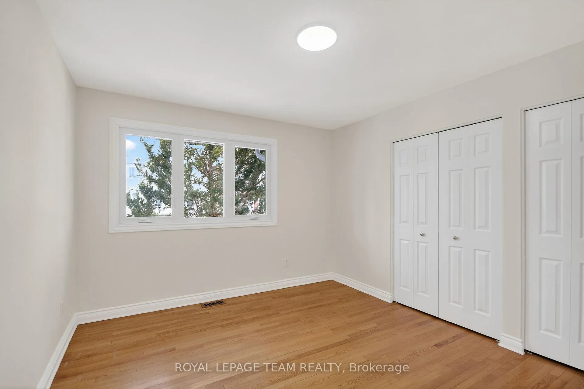 Photo 14 of 1264 Notting Hill Avenue, Ottawa, Ellwood — HOMEH