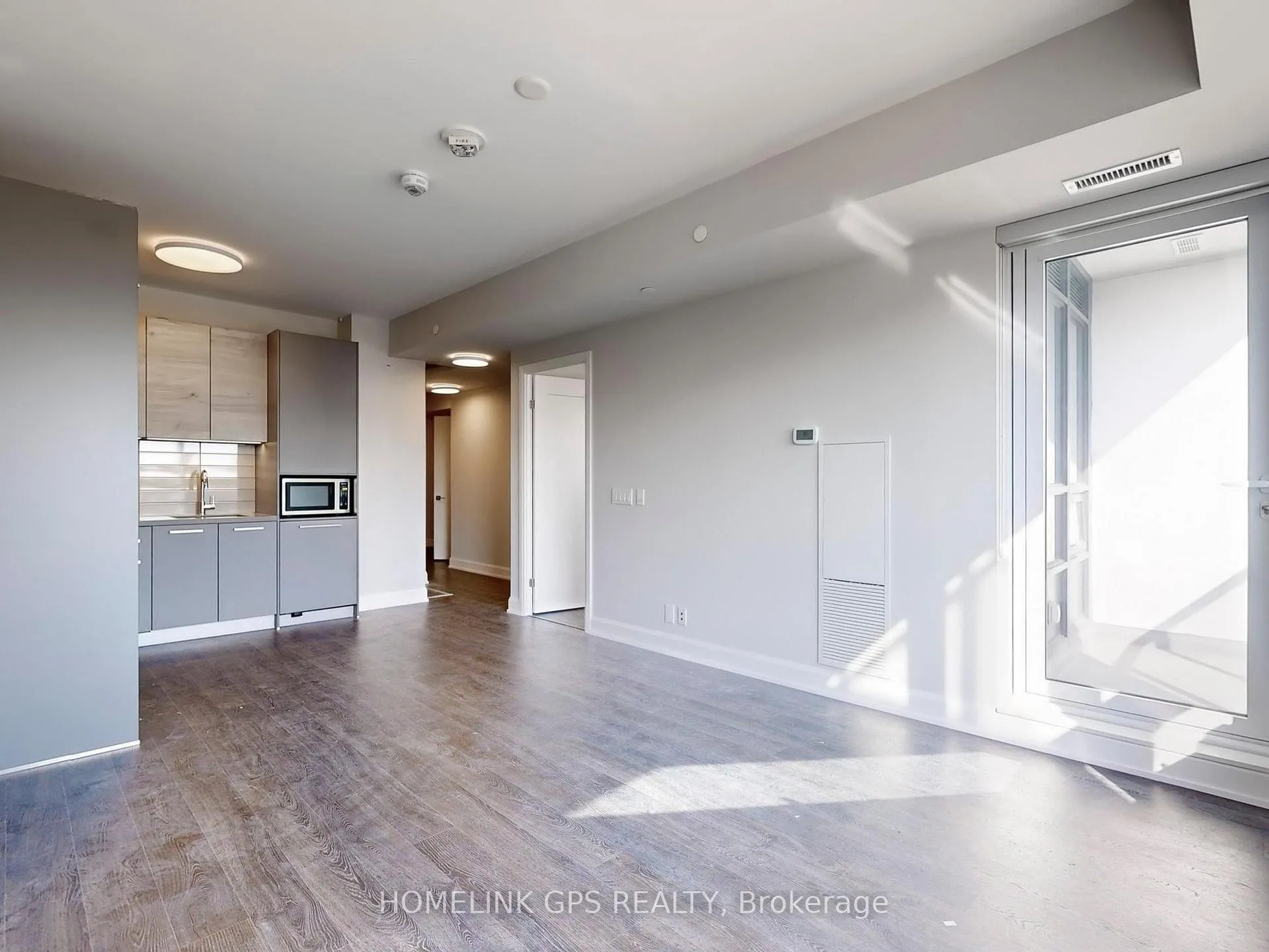 Photo 6 of Unit 605, 38 Gandhi Lane, Markham, Commerce Valley — HOMEH