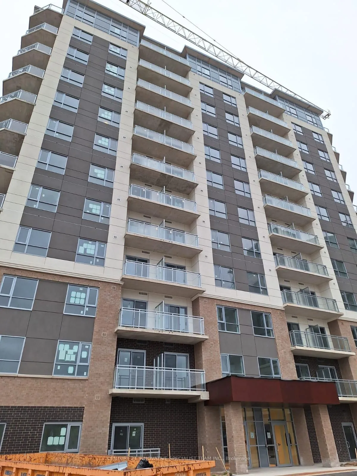 Photo 2 of Unit 204, 56 Lakeside Terrace, Barrie, Little Lake — HOMEH