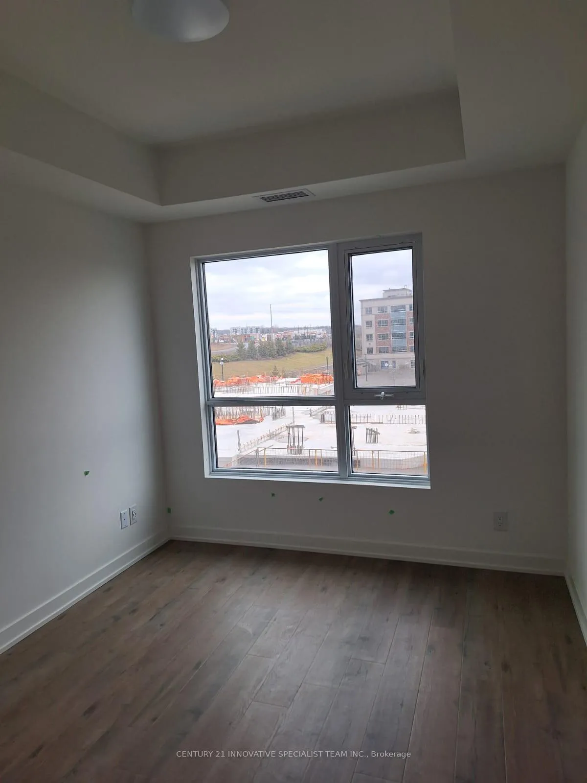 Photo 6 of Unit 204, 56 Lakeside Terrace, Barrie, Little Lake — HOMEH