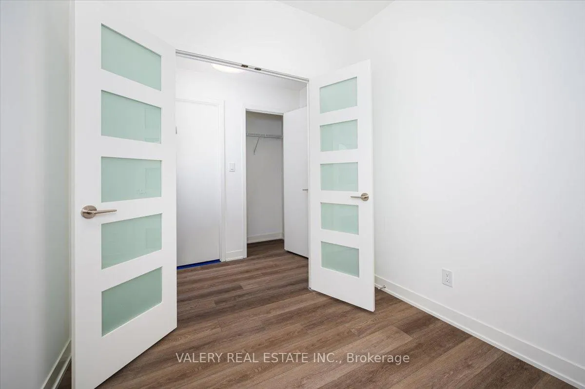 Photo 5 of Unit 1703, 8119 Birchmount Road, Markham, Unionville — HOMEH