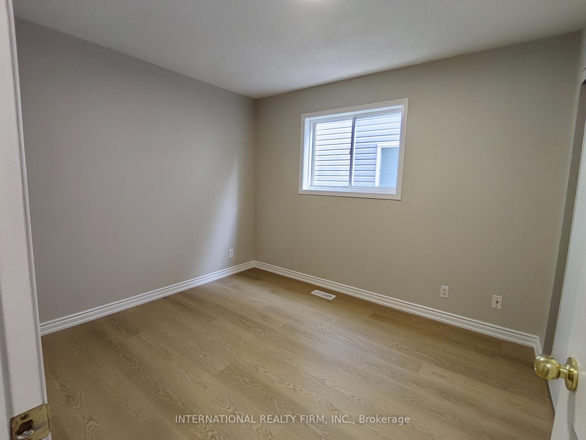 Photo 13 of Unit Main & 2nd, 14 Mann Street, Clarington, Bowmanville — HOMEH