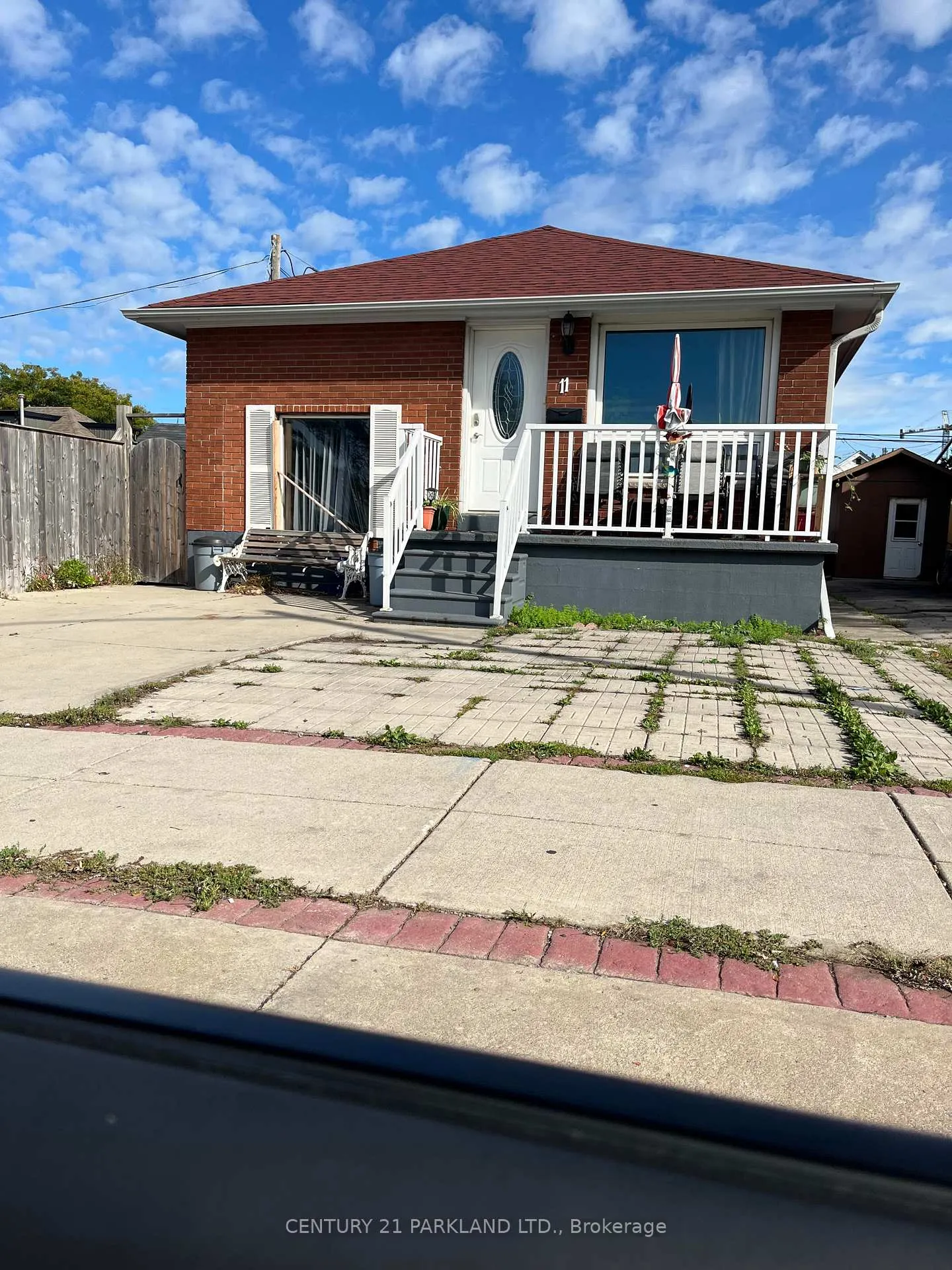 Front of 11 Parkdale Avenue S