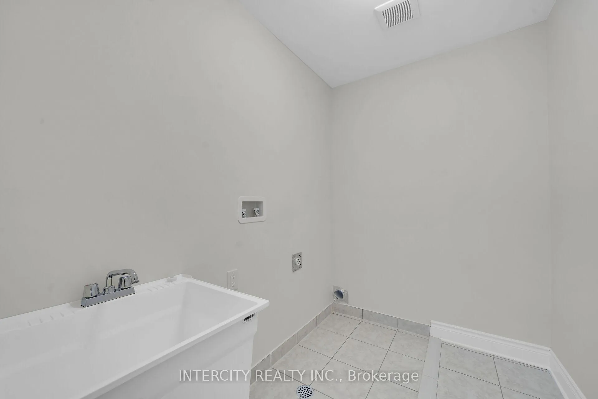 Photo 32 of Unit Lot 198, 65 Goodview Drive, Brampton, Sandringham-Wellington North — HOMEH