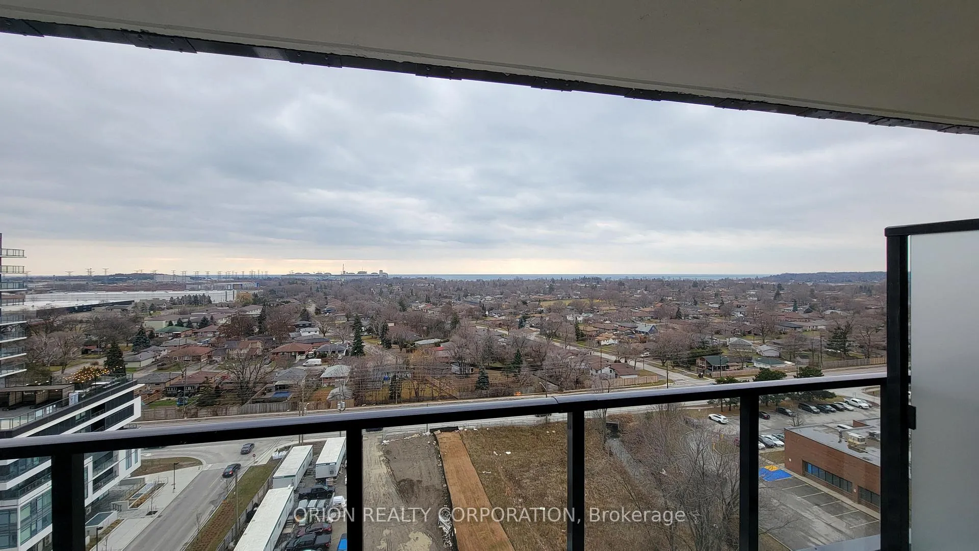 Photo 11 of Unit 1304, 1435 Celebration Drive, Pickering, Bay Ridges — HOMEH
