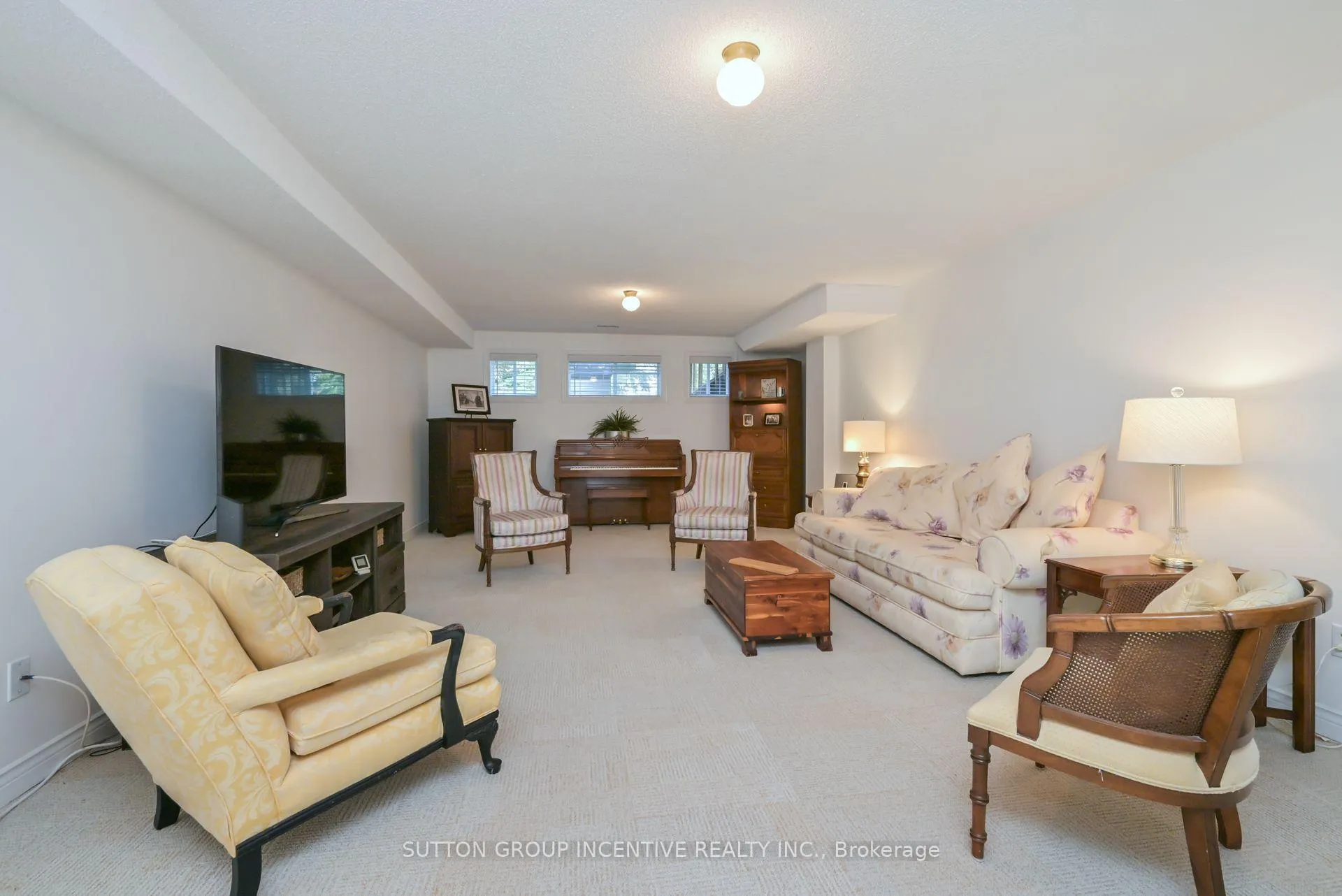 Photo 21 of 15 Sunset Boulevard, New Tecumseth, Alliston — HOMEH