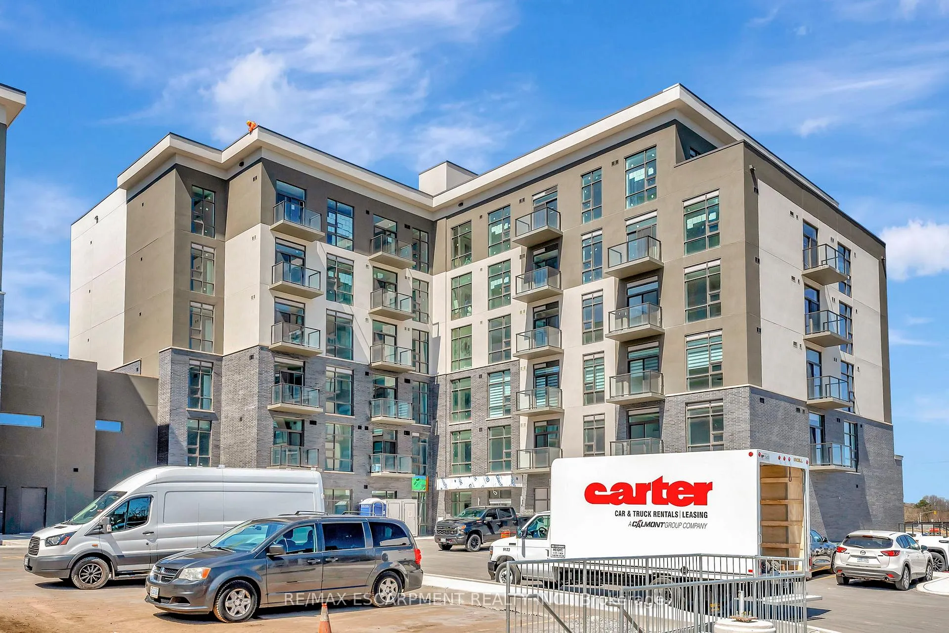 Photo 1 of Unit 431, 10 Mallard Trail, Hamilton, Waterdown — HOMEH