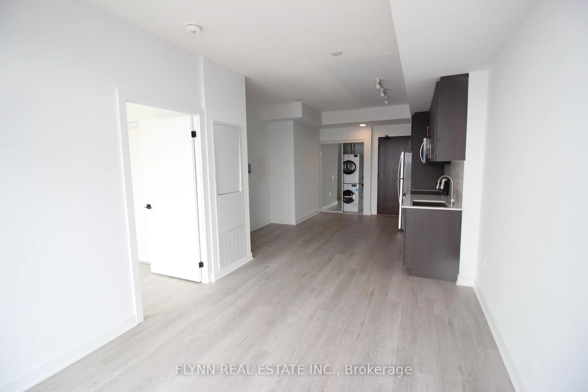 Photo 7 of Unit 1518, 2782 Barton Street E, Hamilton, Riverdale — HOMEH