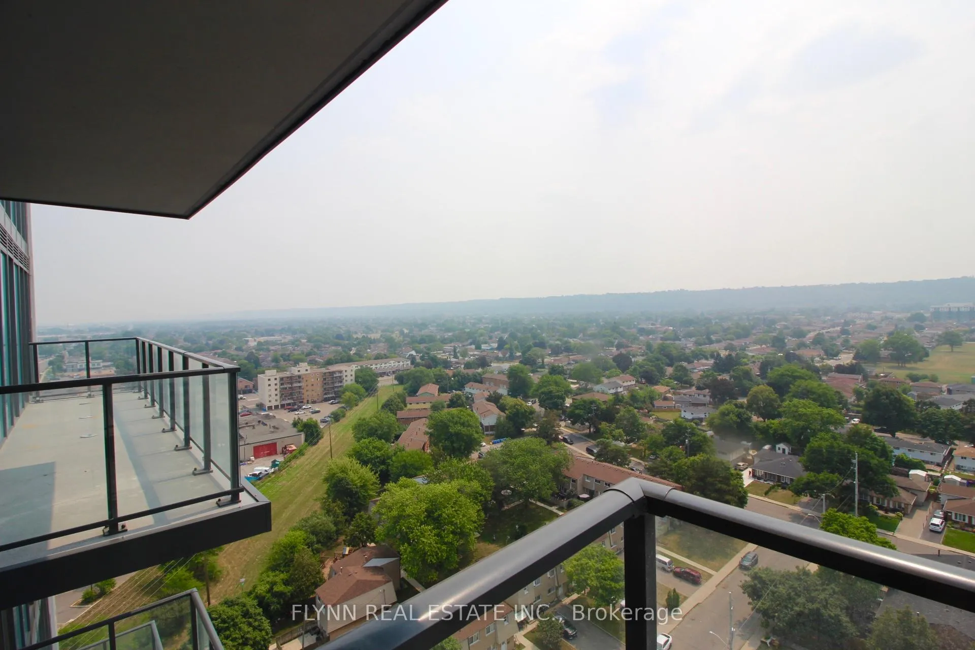 Photo 16 of Unit 1518, 2782 Barton Street E, Hamilton, Riverdale — HOMEH