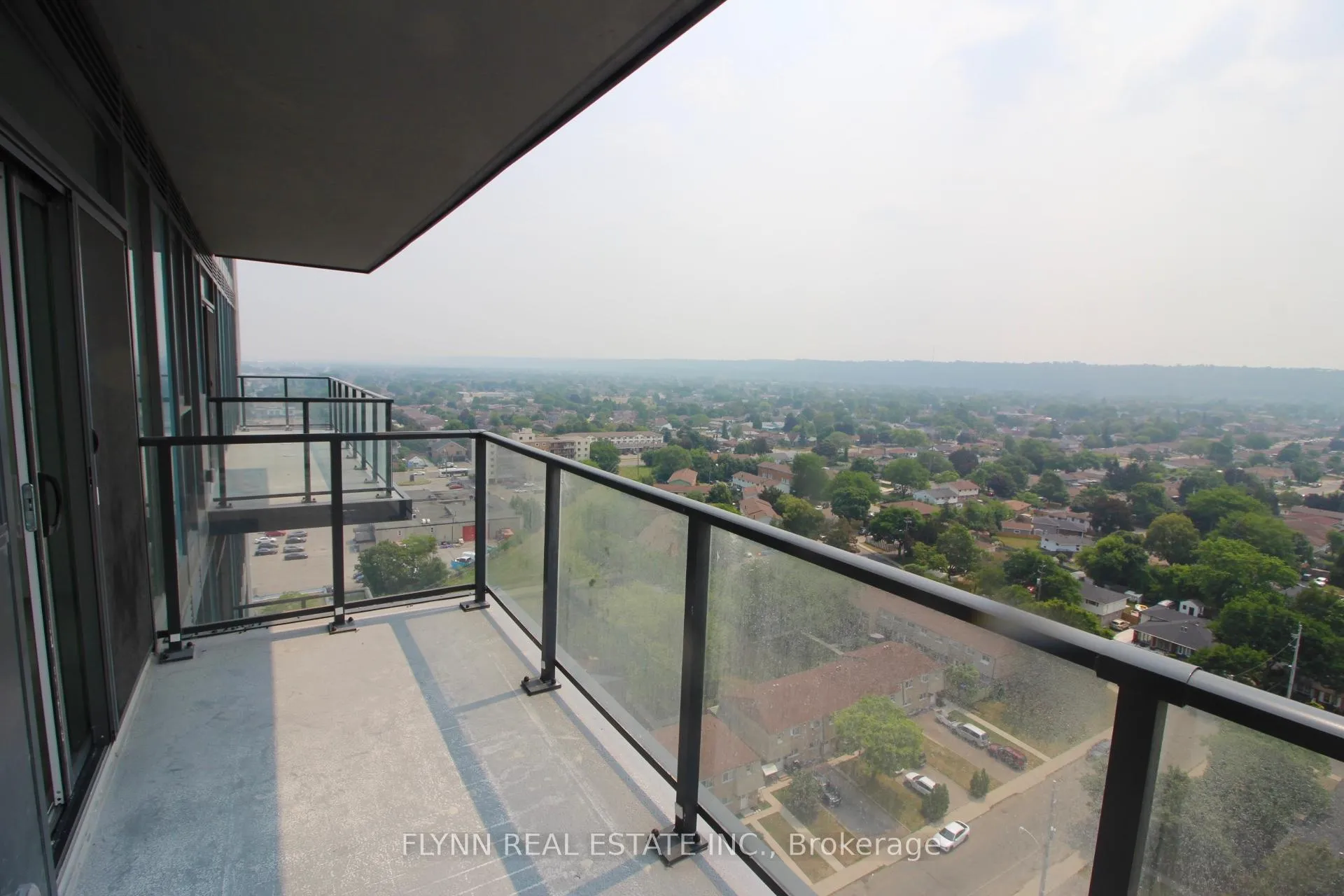 Photo 17 of Unit 1518, 2782 Barton Street E, Hamilton, Riverdale — HOMEH