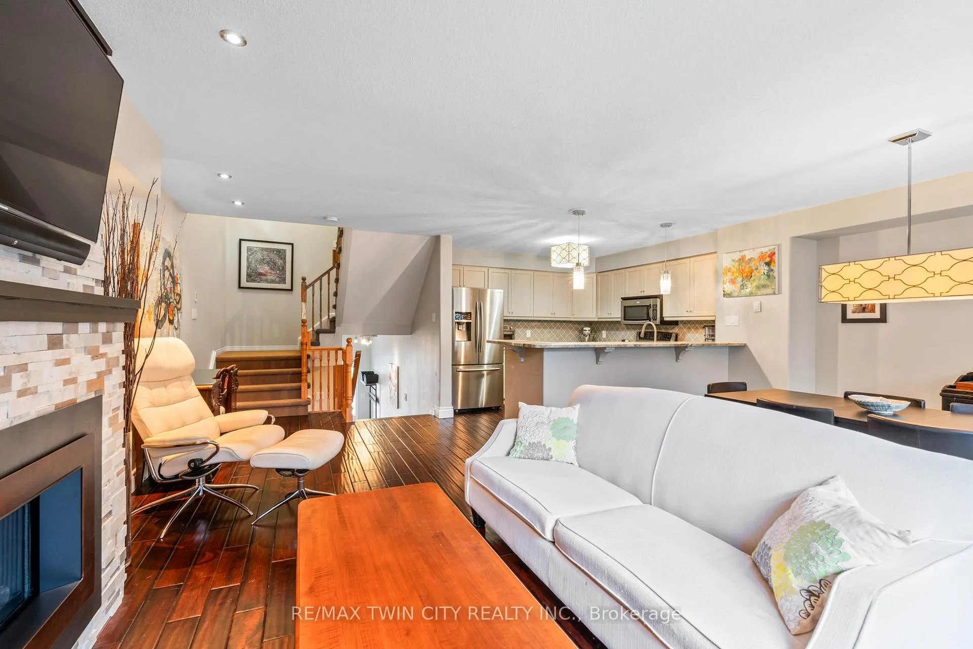 Photo 9 of Unit 33, 460 Woolwich Street, Waterloo — HOMEH
