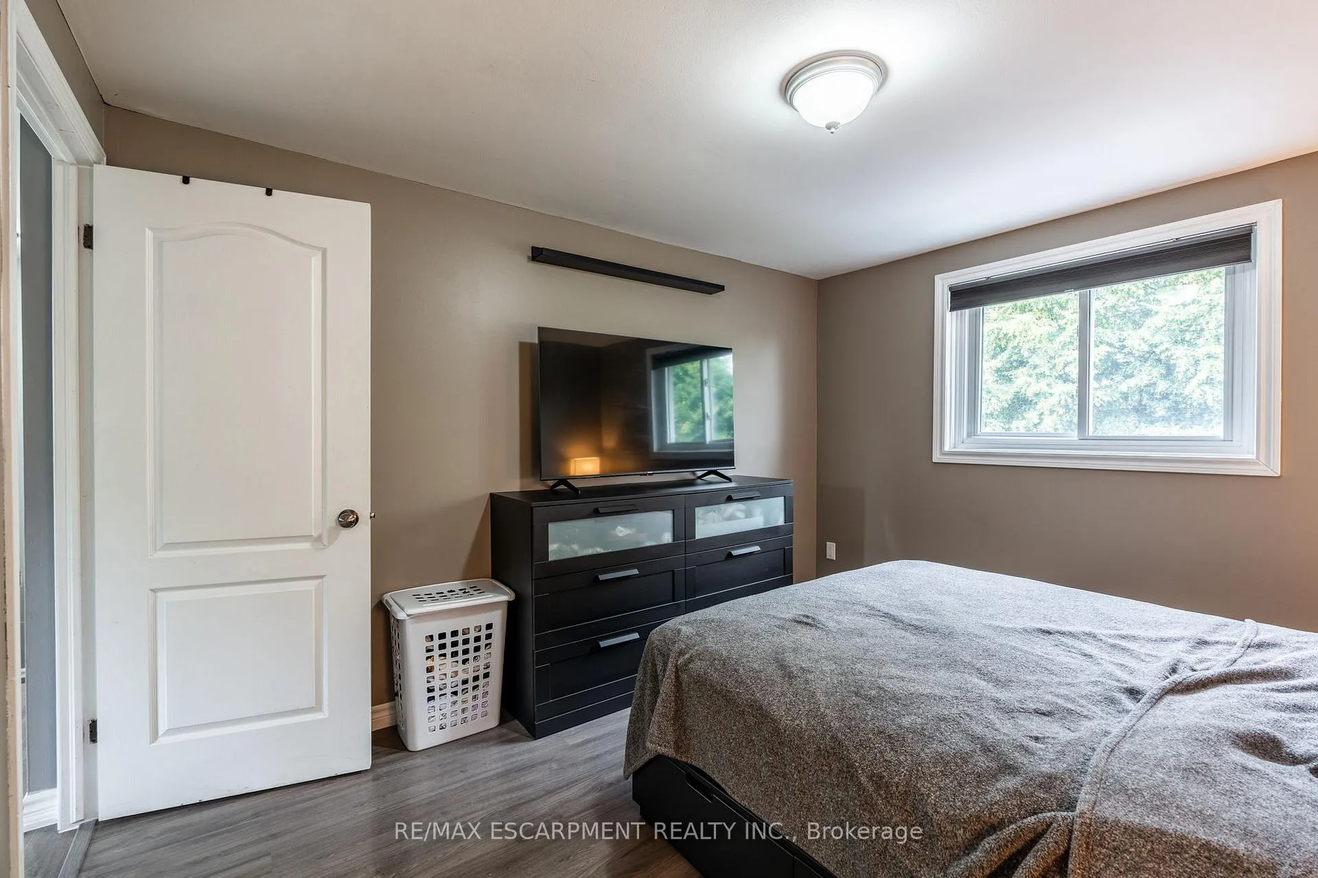 Photo 13 of Unit 42, 1350 Limeridge Road E, Hamilton, Trenholme — HOMEH