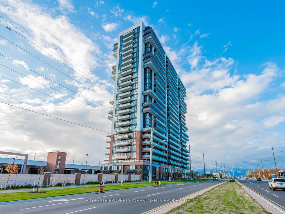Front of Unit 2107, 2550 Simcoe Street N