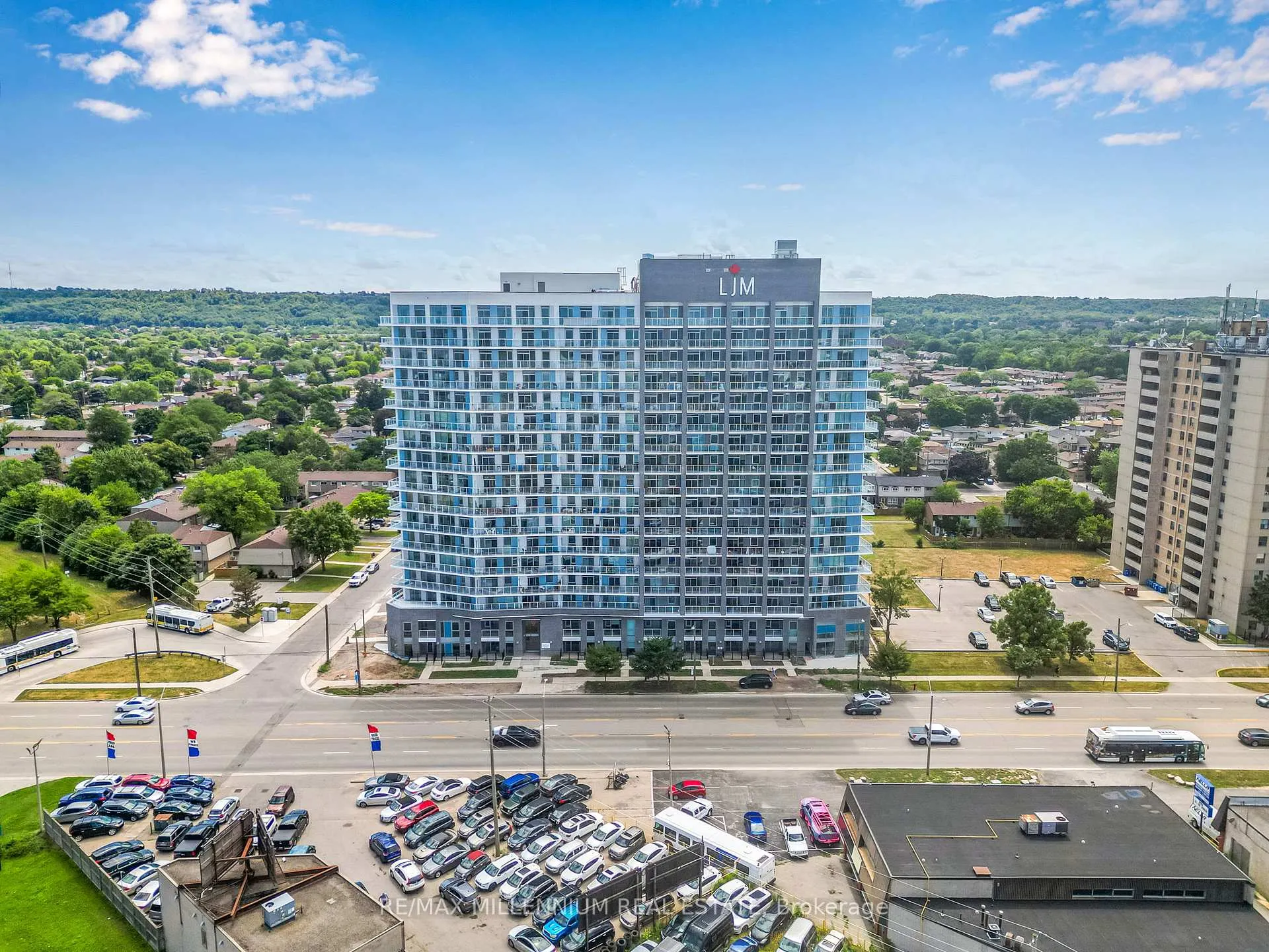 Photo 1 of Unit 208, 2782 Barton Street E, Hamilton, Riverdale — HOMEH