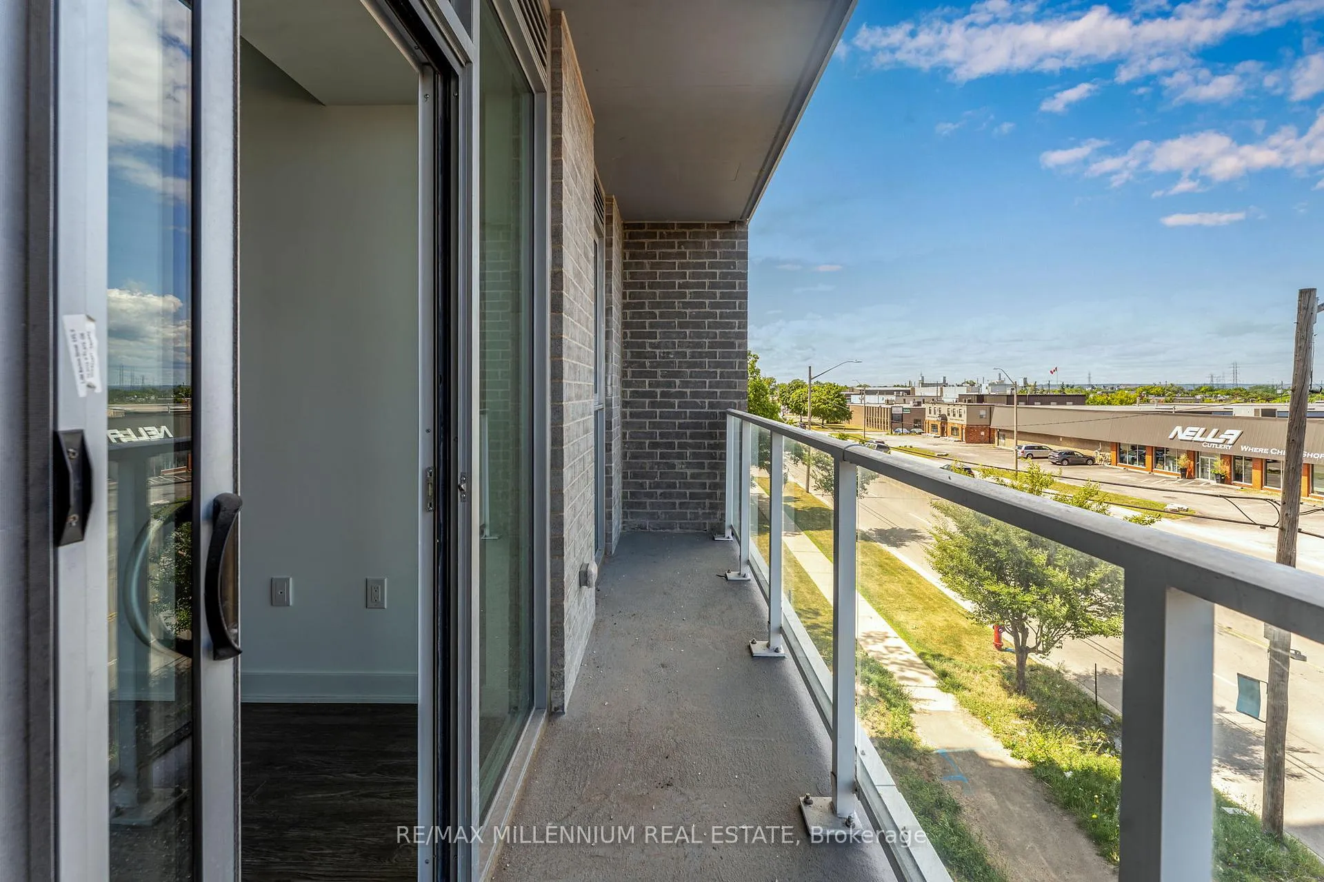 Photo 32 of Unit 208, 2782 Barton Street E, Hamilton, Riverdale — HOMEH