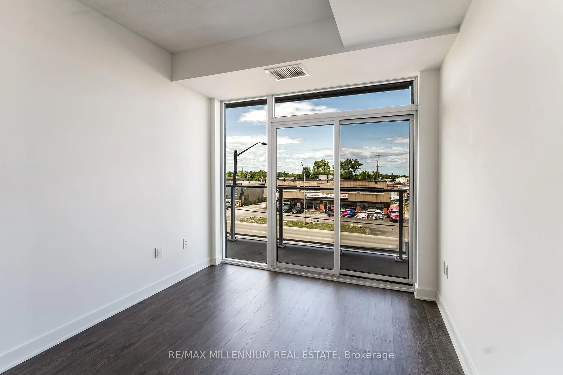 Photo 36 of Unit 208, 2782 Barton Street E, Hamilton, Riverdale — HOMEH