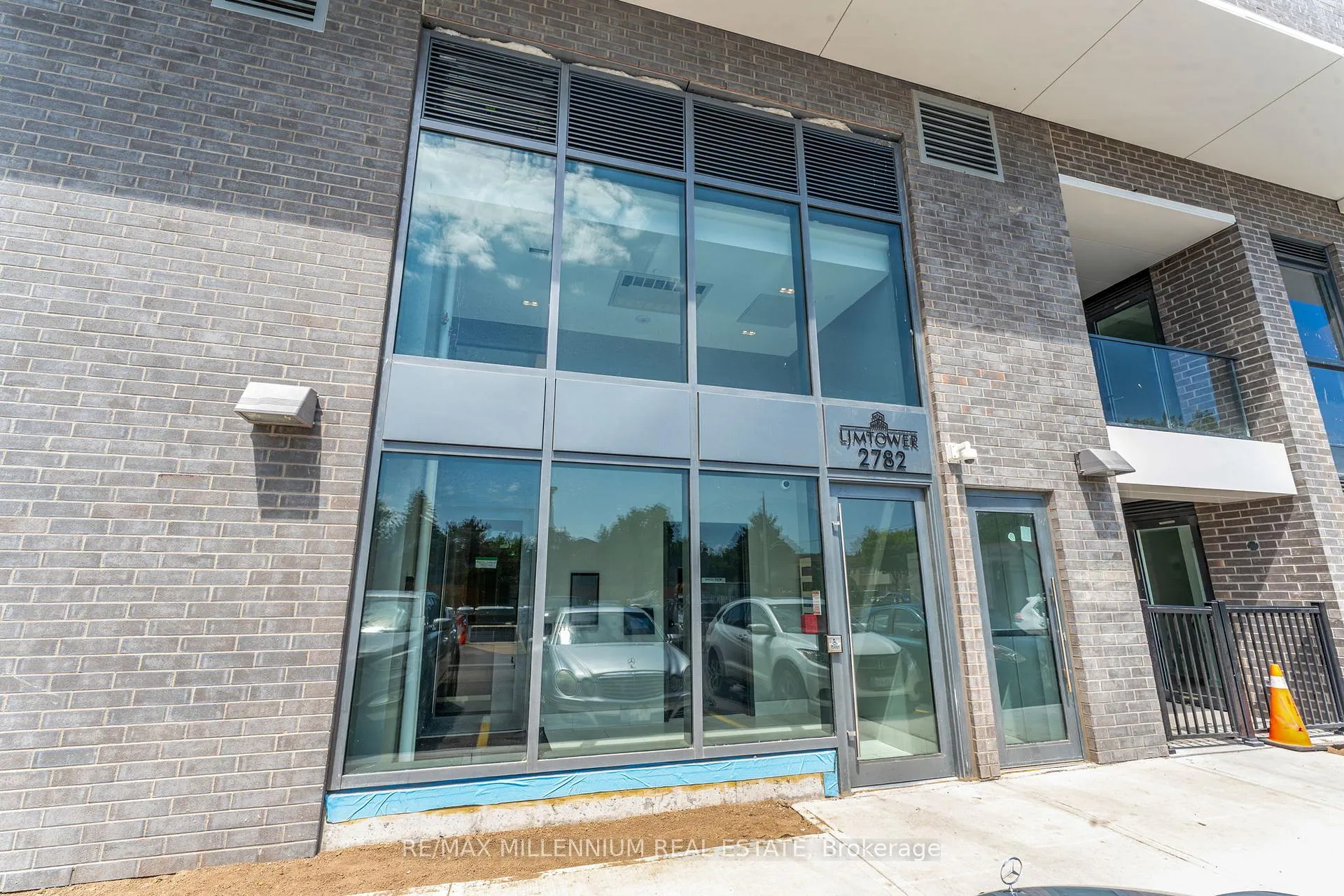 Photo 39 of Unit 208, 2782 Barton Street E, Hamilton, Riverdale — HOMEH