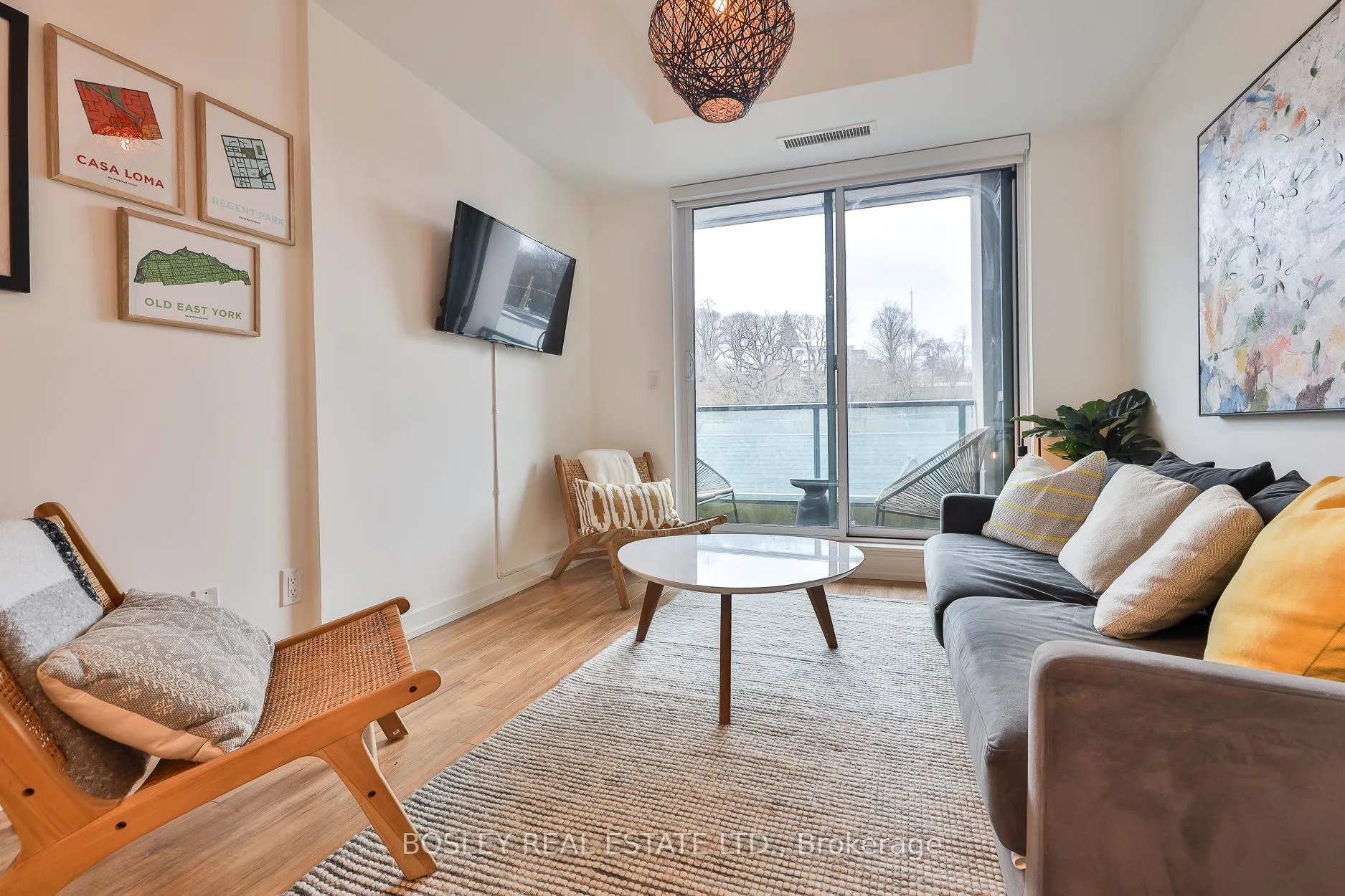 Photo 1 of Unit 516, 377 Madison Avenue, Toronto, Casa Loma — HOMEH