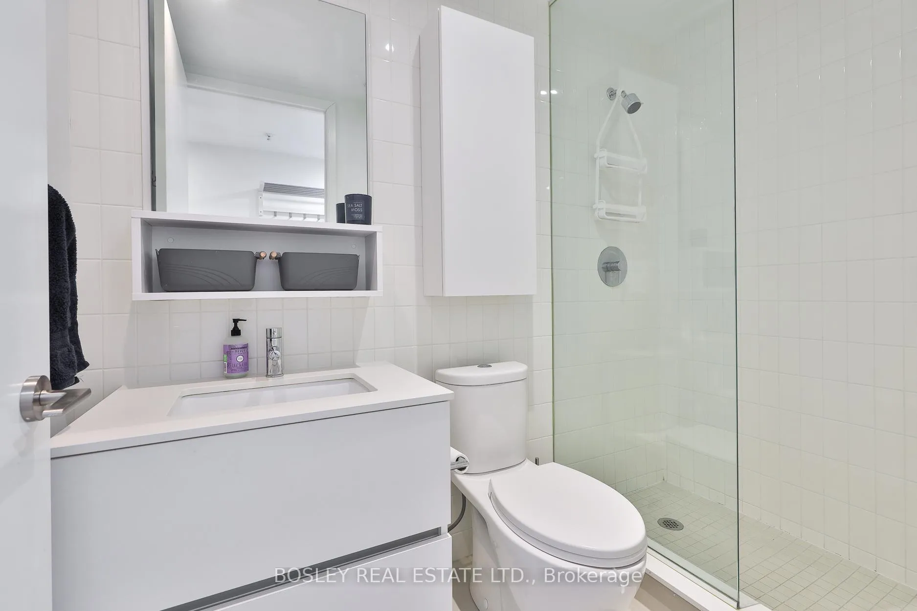 Photo 5 of Unit 516, 377 Madison Avenue, Toronto, Casa Loma — HOMEH