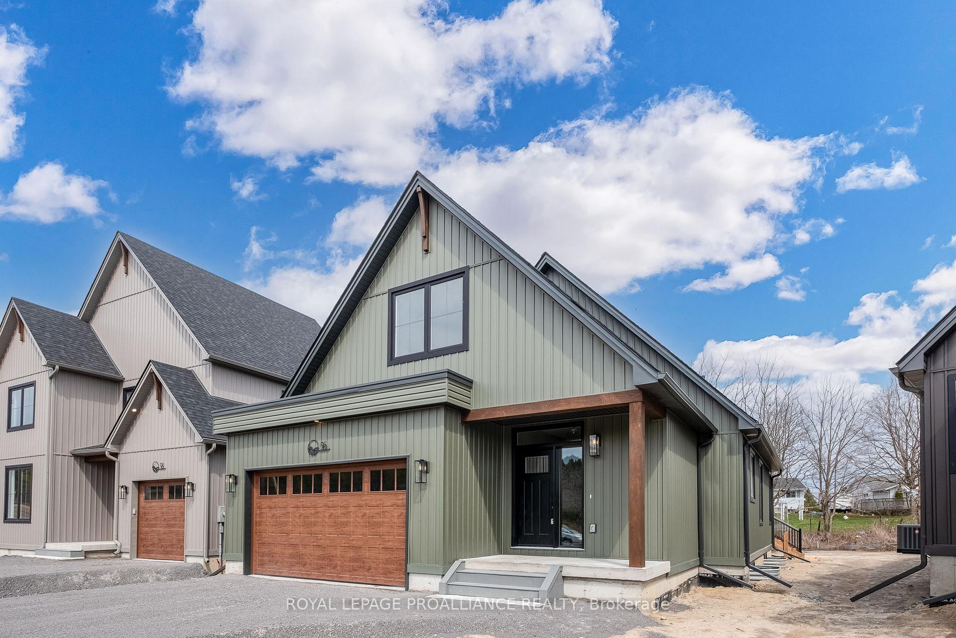 Photo 2 of 56 Willowbrook Street, Markham, Aileen-Willowbrook — HOMEH