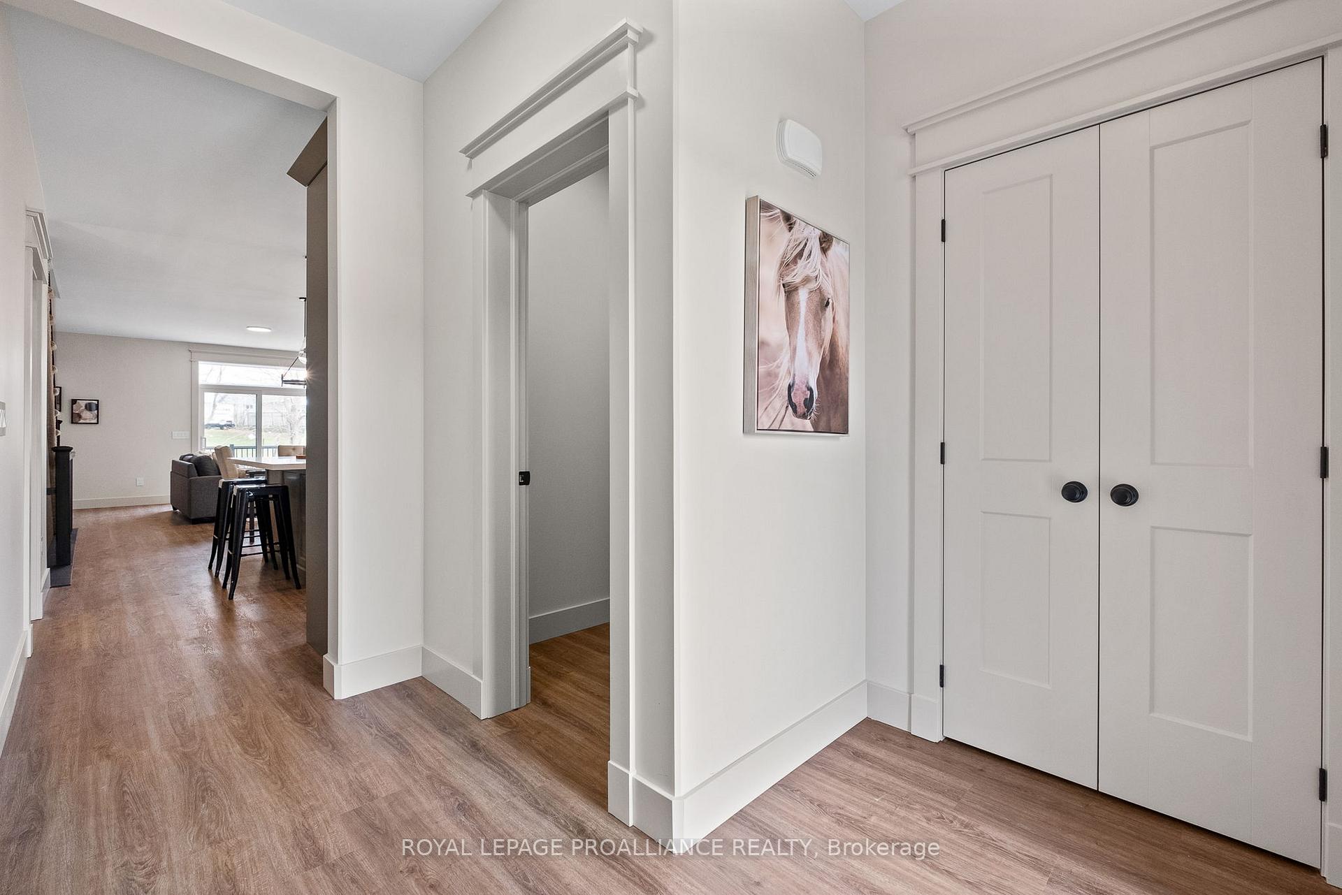 Photo 4 of 56 Willowbrook Street, Markham, Aileen-Willowbrook — HOMEH