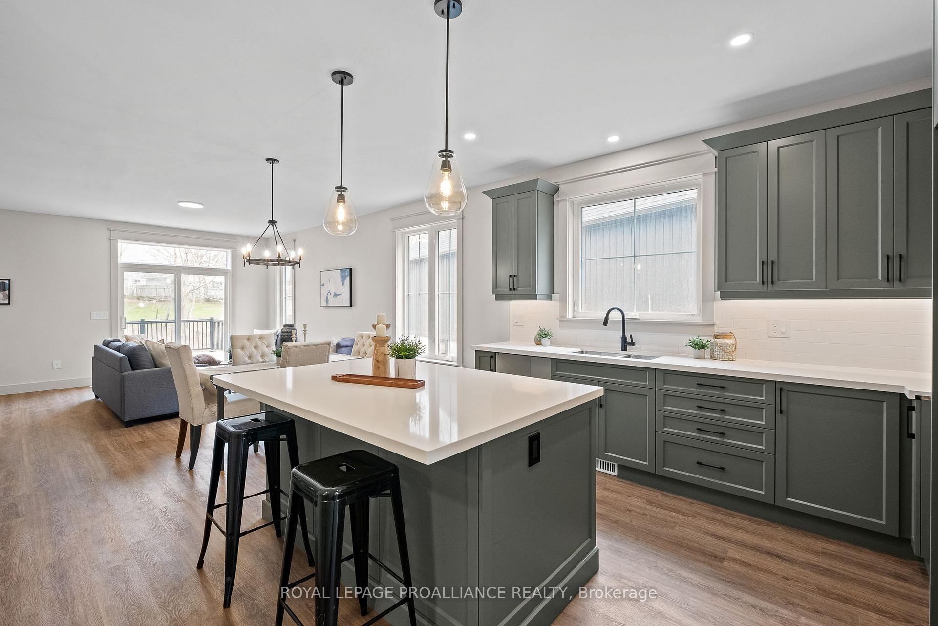 Photo 5 of 56 Willowbrook Street, Markham, Aileen-Willowbrook — HOMEH