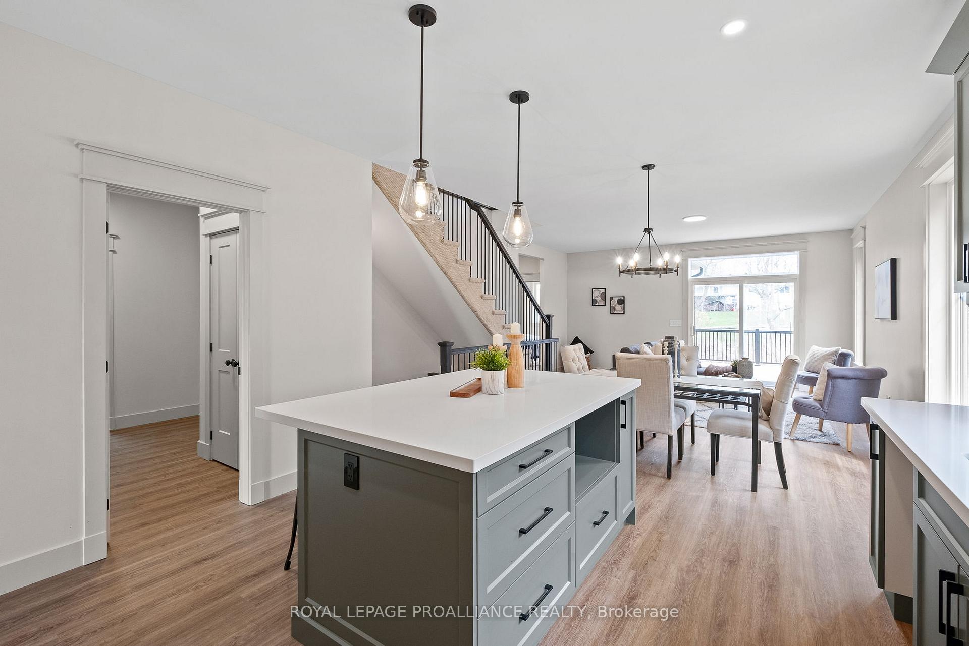 Photo 6 of 56 Willowbrook Street, Markham, Aileen-Willowbrook — HOMEH