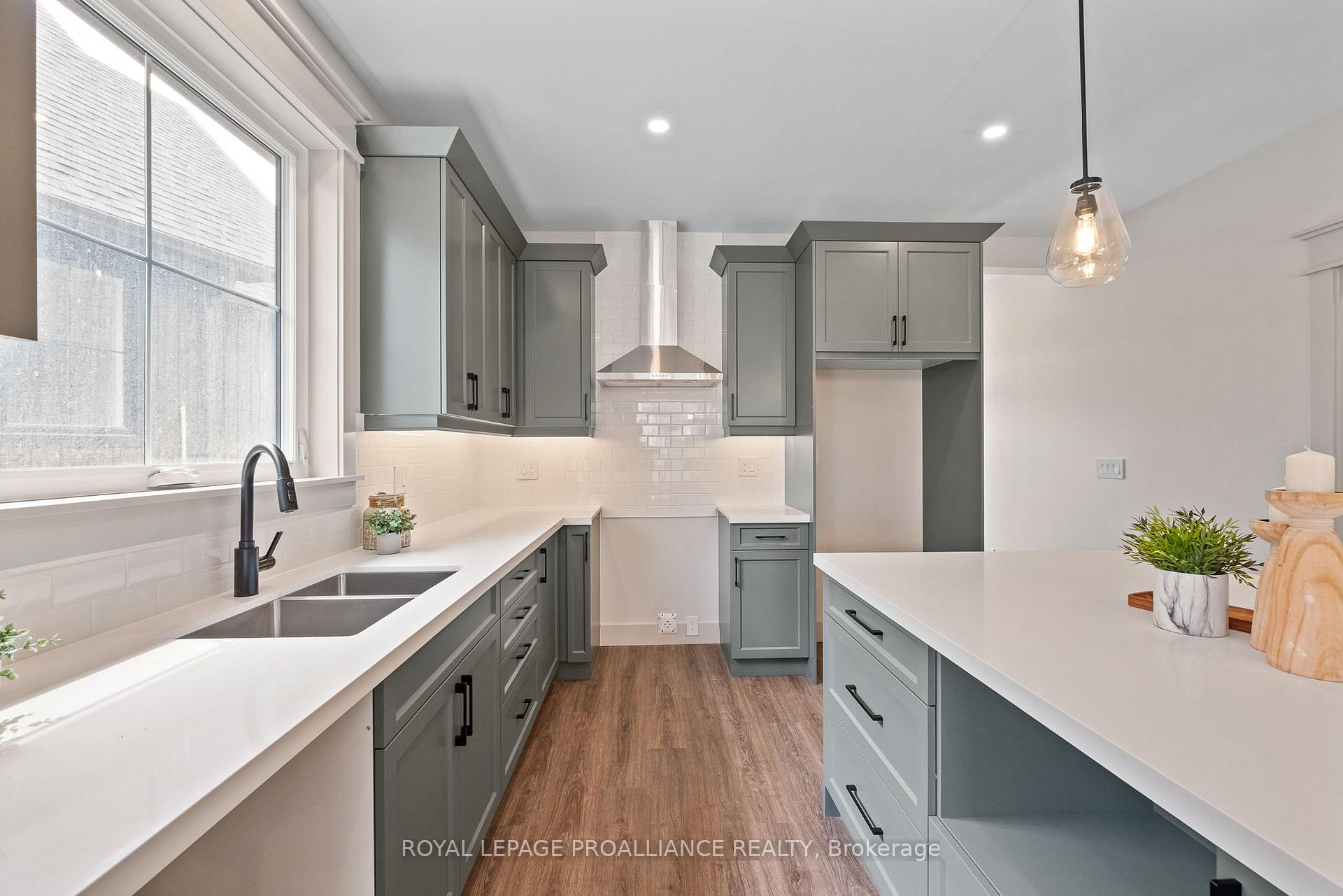 Photo 9 of 56 Willowbrook Street, Markham, Aileen-Willowbrook — HOMEH