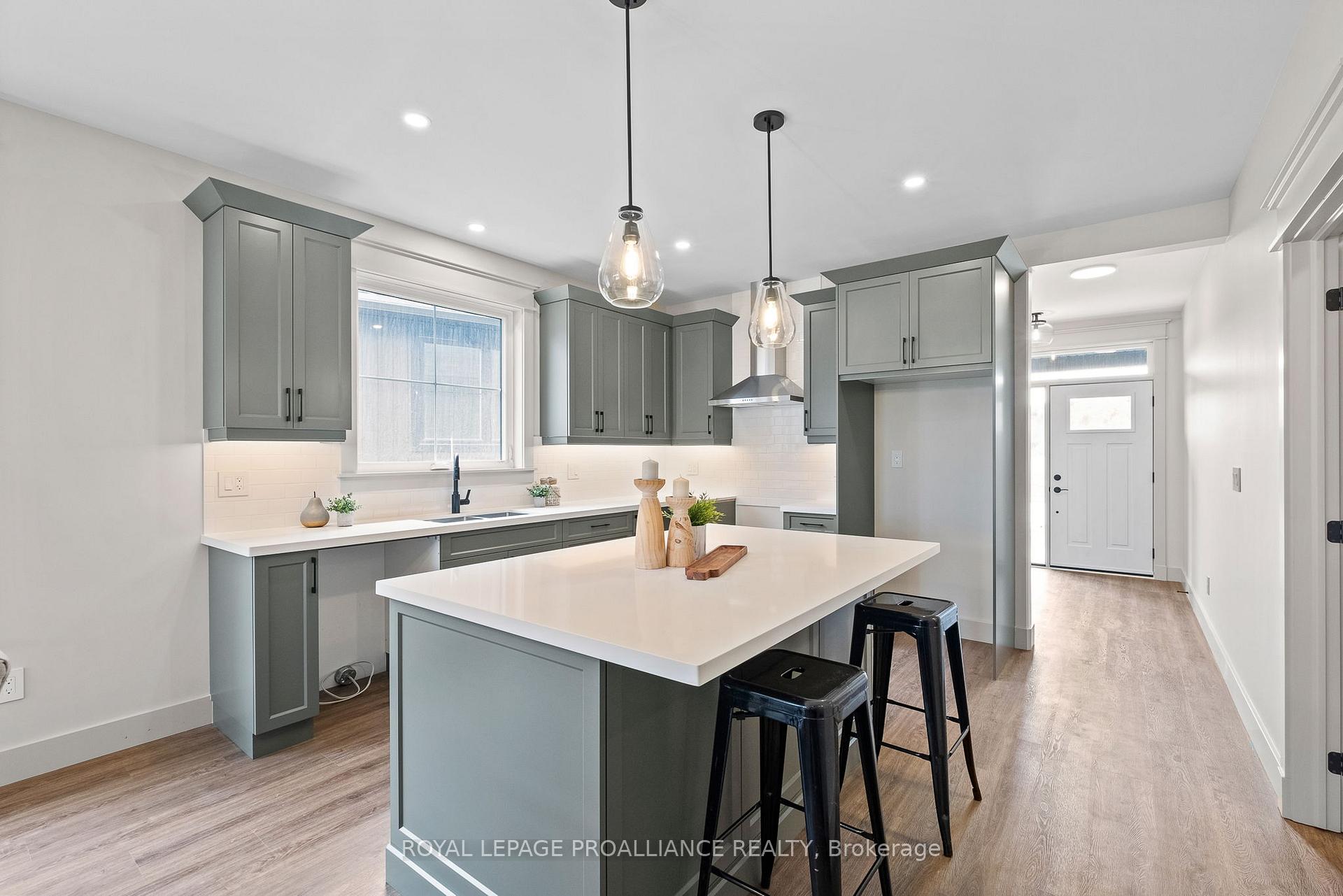 Photo 10 of 56 Willowbrook Street, Markham, Aileen-Willowbrook — HOMEH