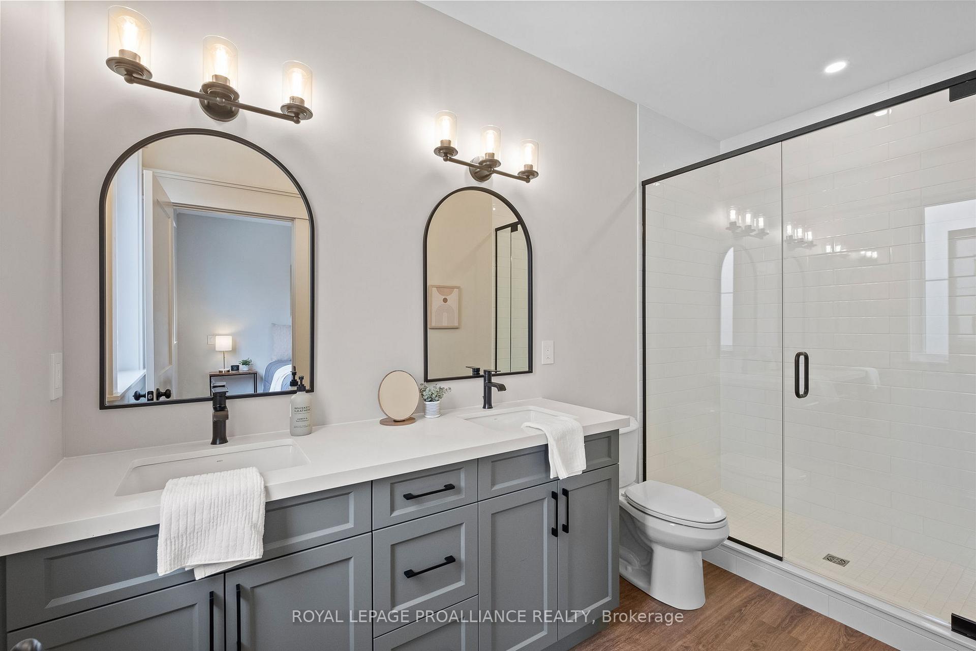 Photo 19 of 56 Willowbrook Street, Markham, Aileen-Willowbrook — HOMEH