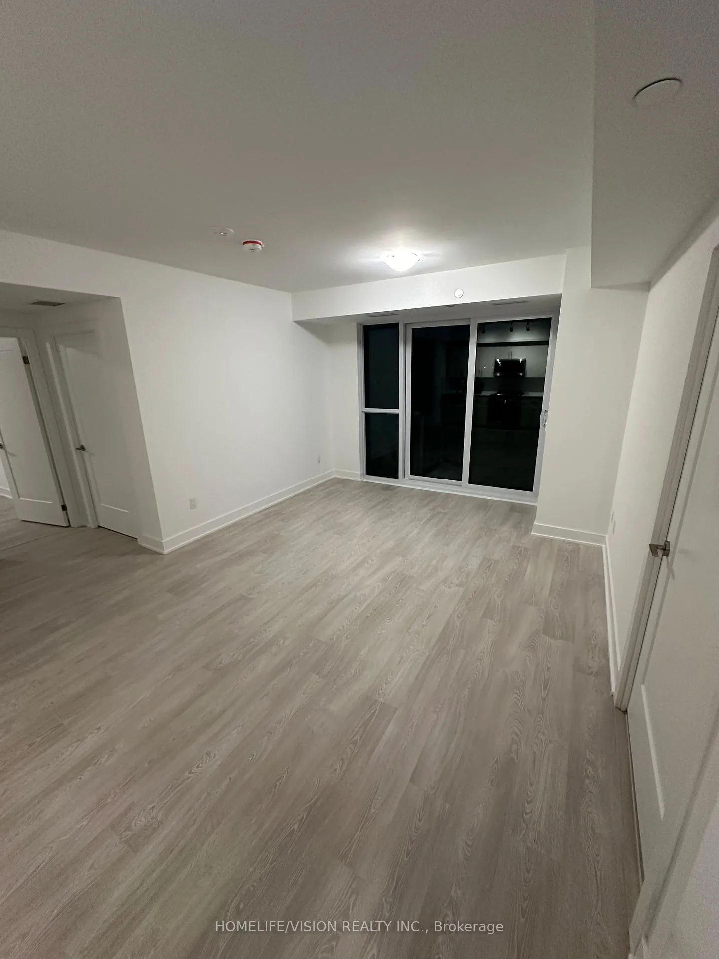 Photo 9 of Unit 506, 2545 Simcoe Street N, Oshawa, Windfields — HOMEH