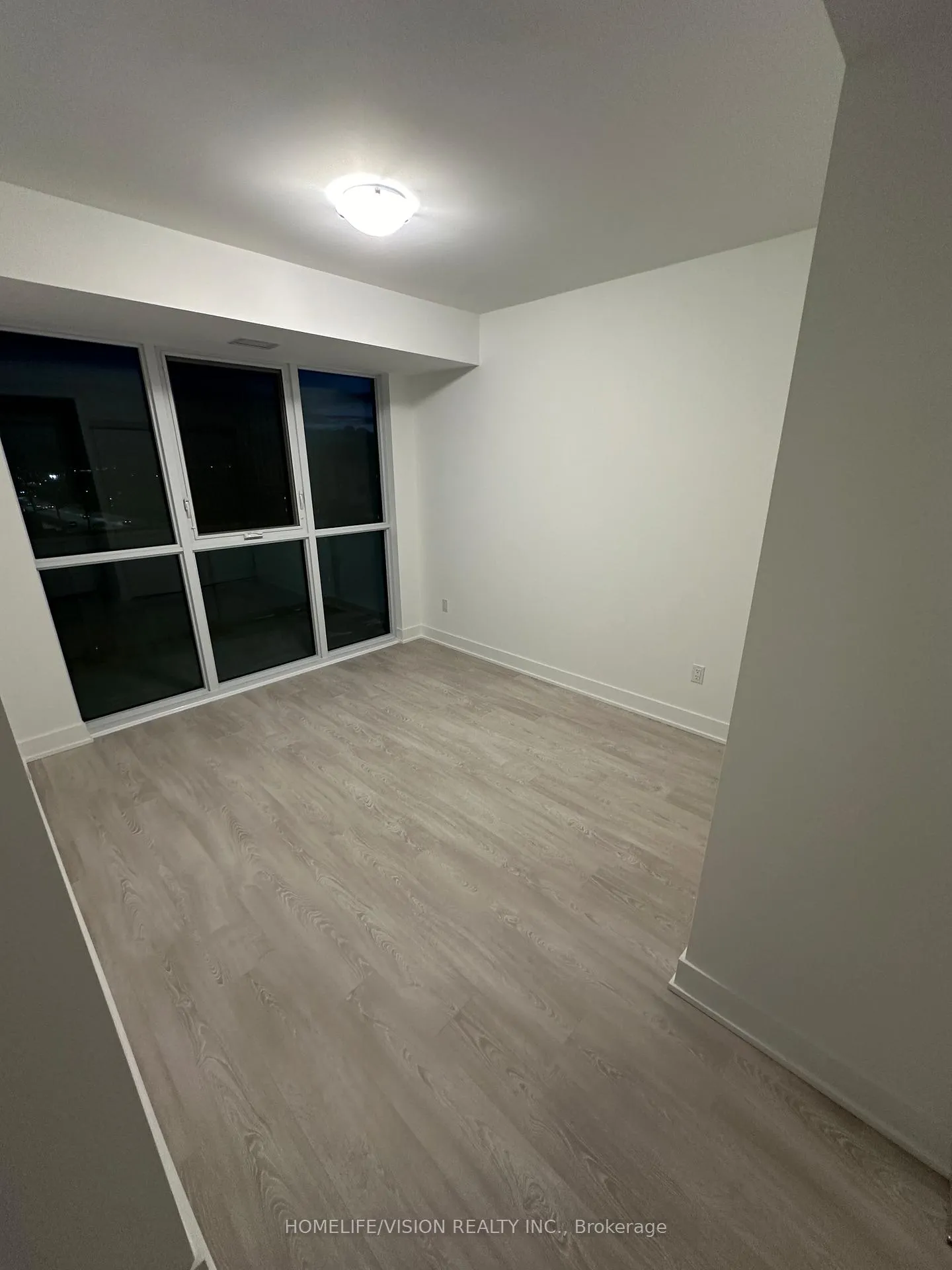 Photo 10 of Unit 506, 2545 Simcoe Street N, Oshawa, Windfields — HOMEH