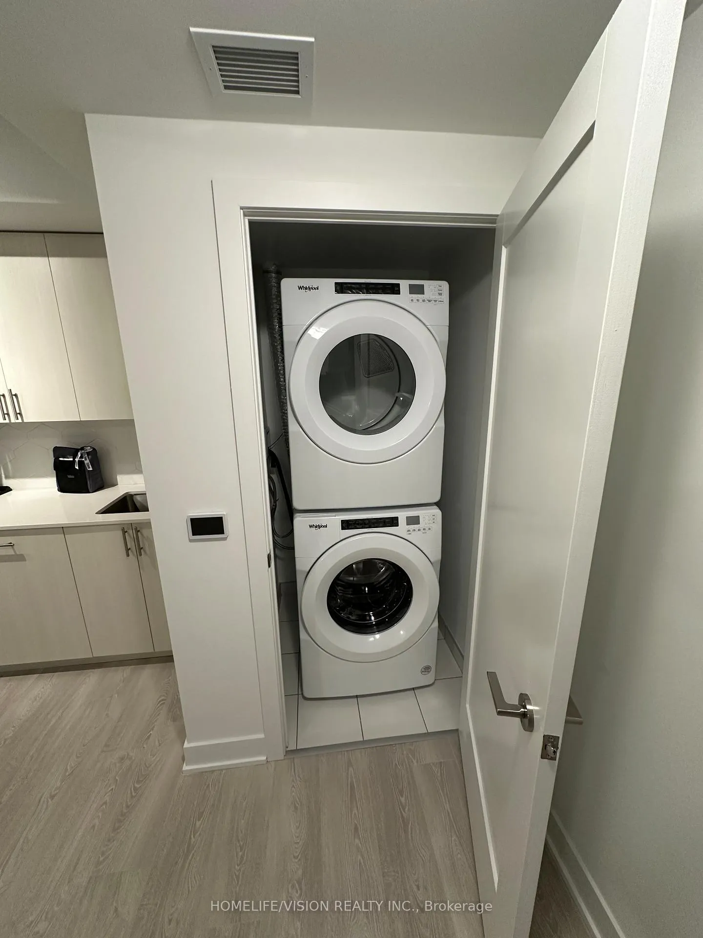 Photo 12 of Unit 506, 2545 Simcoe Street N, Oshawa, Windfields — HOMEH