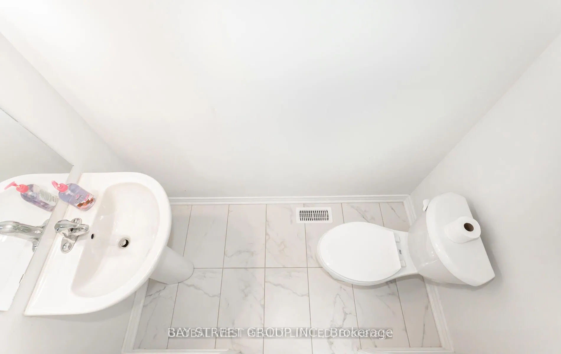 Photo 8 of Unit 8, 16 Reid Avenue, Hamilton, McQuesten — HOMEH