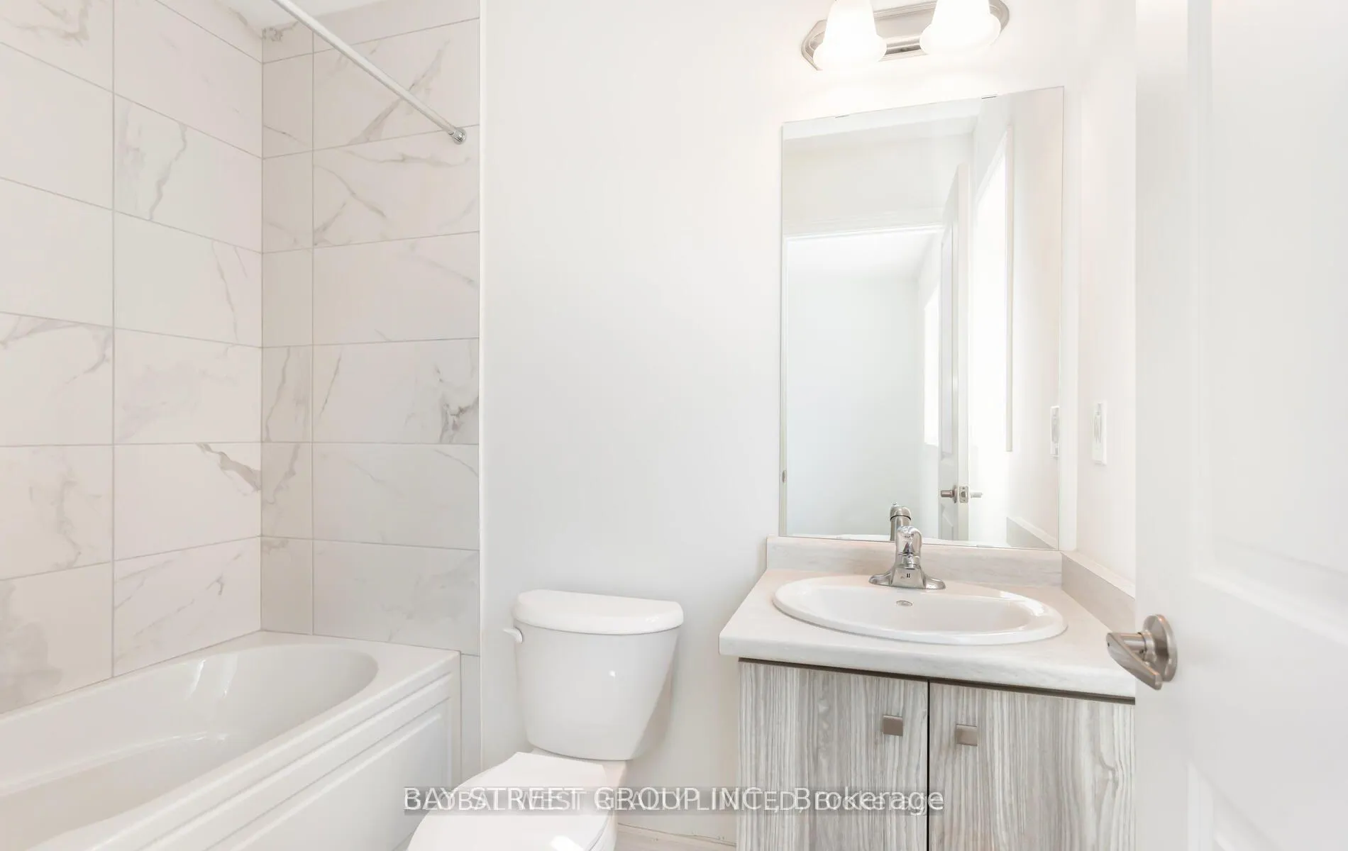 Photo 12 of Unit 8, 16 Reid Avenue, Hamilton, McQuesten — HOMEH