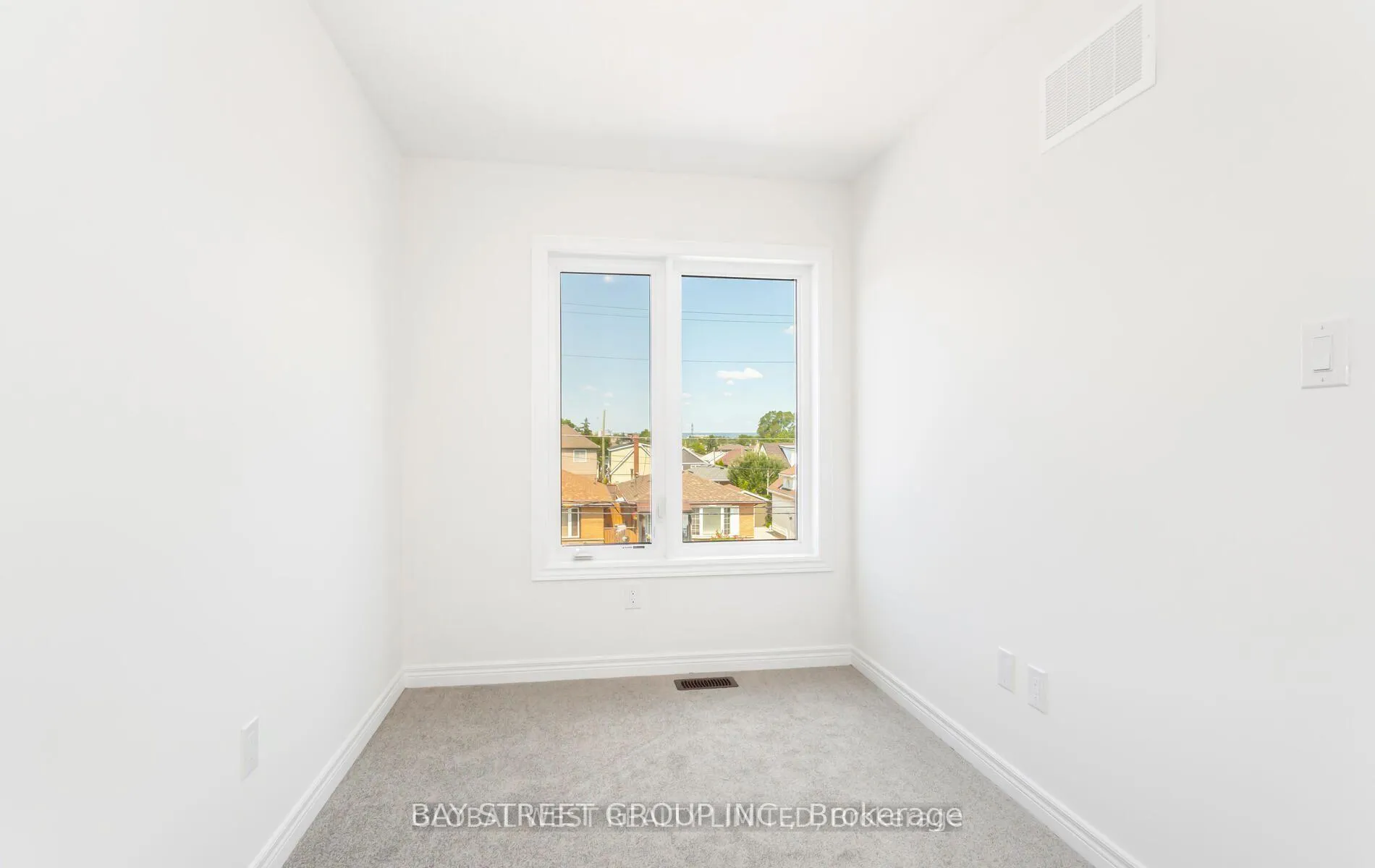 Photo 14 of Unit 8, 16 Reid Avenue, Hamilton, McQuesten — HOMEH