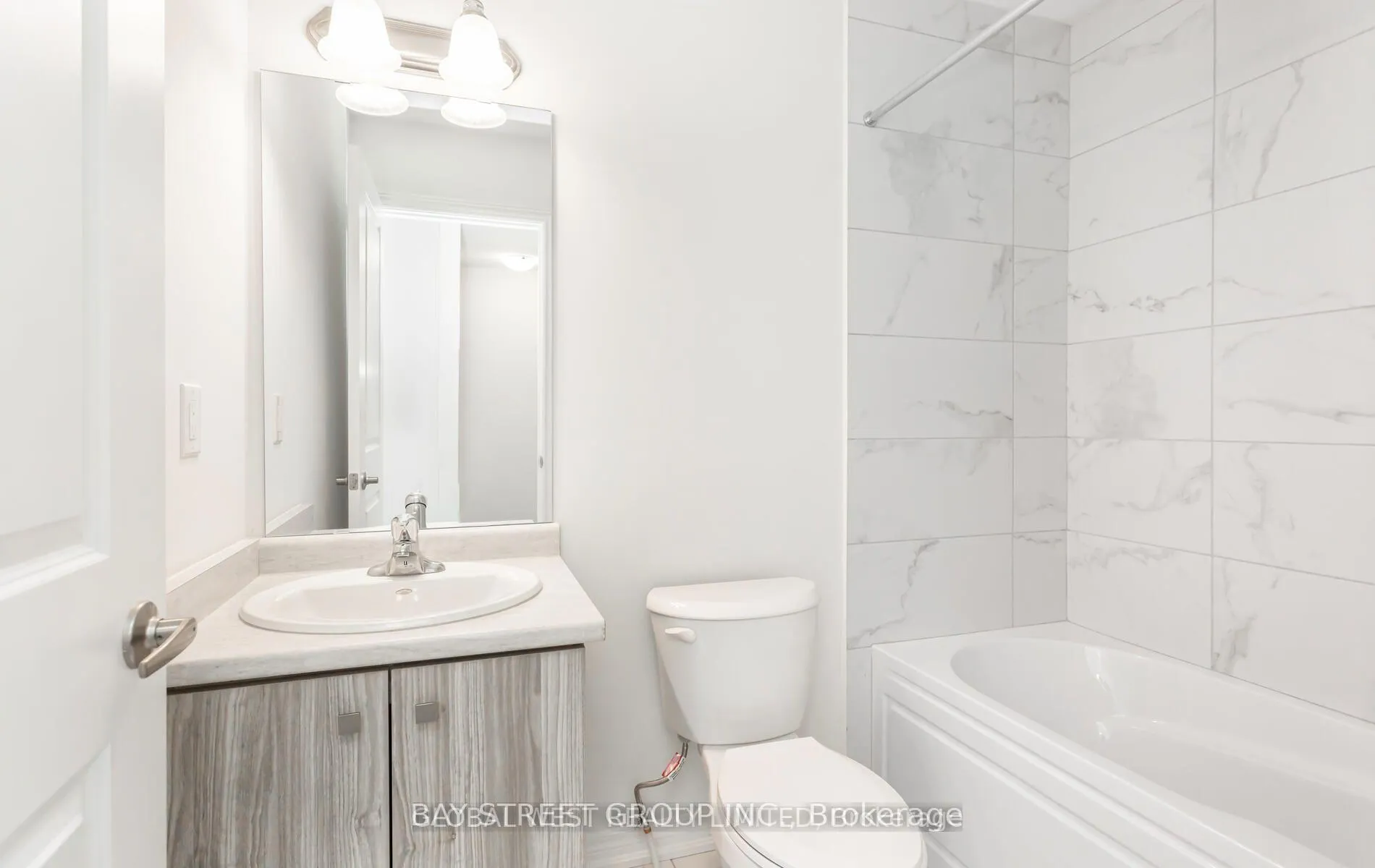Photo 15 of Unit 8, 16 Reid Avenue, Hamilton, McQuesten — HOMEH