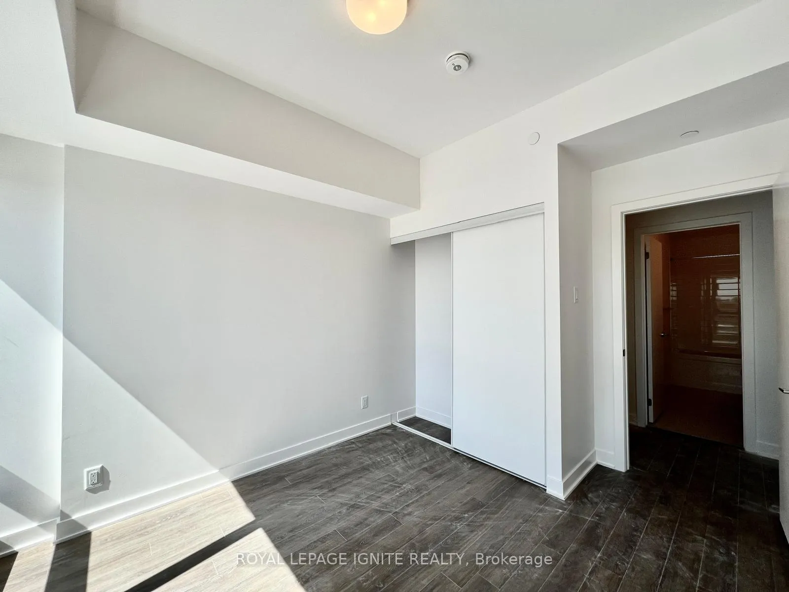 Photo 9 of Unit 402, 55 Clarington Boulevard, Clarington, Bowmanville — HOMEH