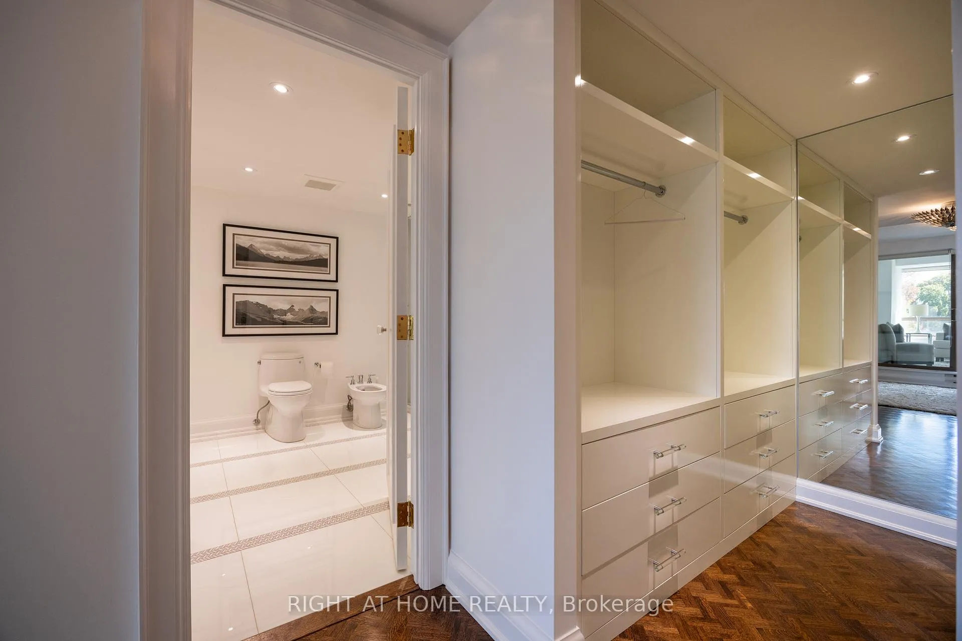 Photo 13 of Unit 606, 4 Lowther Avenue, Toronto, The Annex — HOMEH