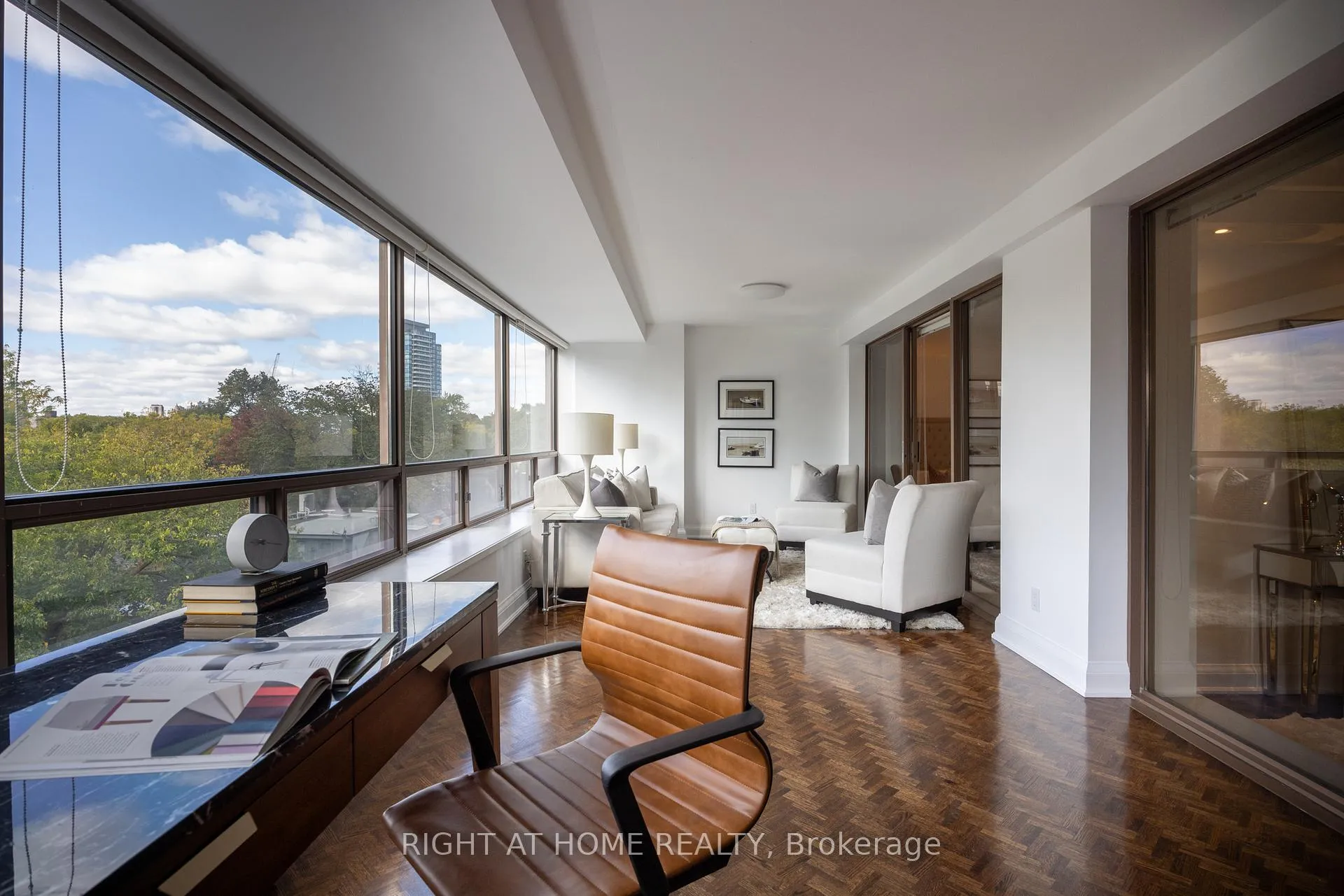 Photo 17 of Unit 606, 4 Lowther Avenue, Toronto, The Annex — HOMEH