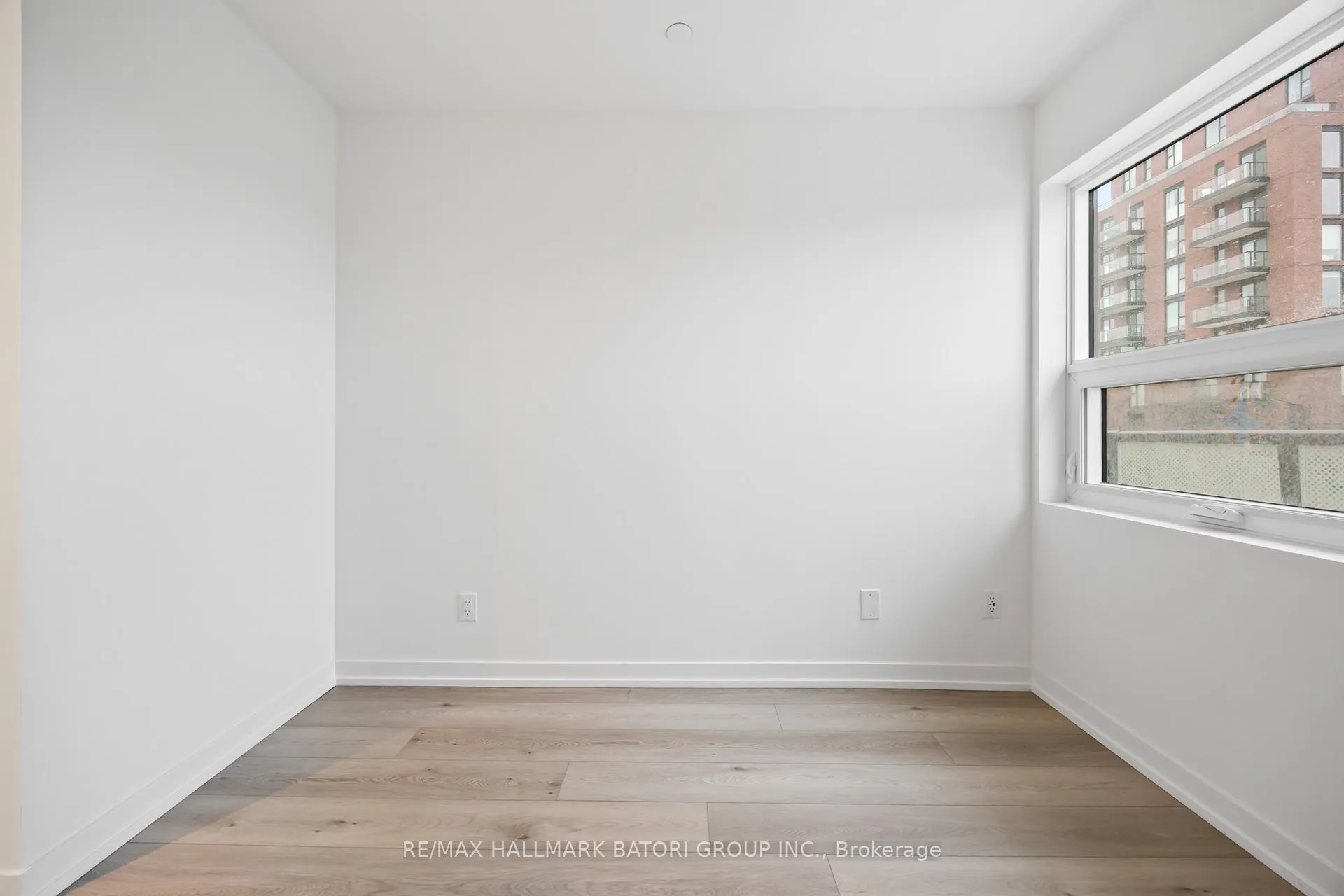 Photo 20 of Unit 402, 863 St. Clair Avenue W, Toronto, Wychwood — HOMEH