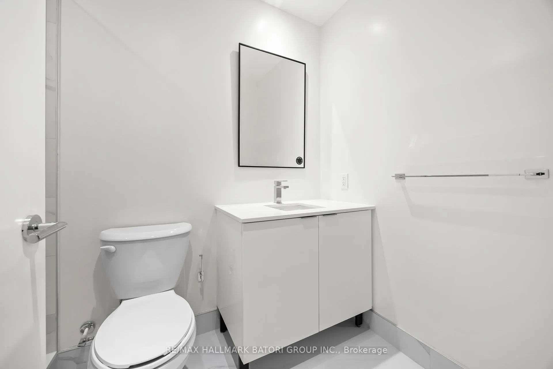 Photo 23 of Unit 402, 863 St. Clair Avenue W, Toronto, Wychwood — HOMEH