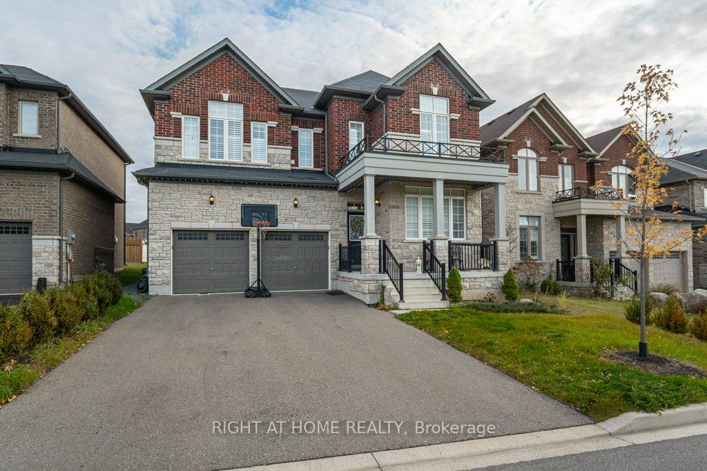 Front of 17 Melrose Drive