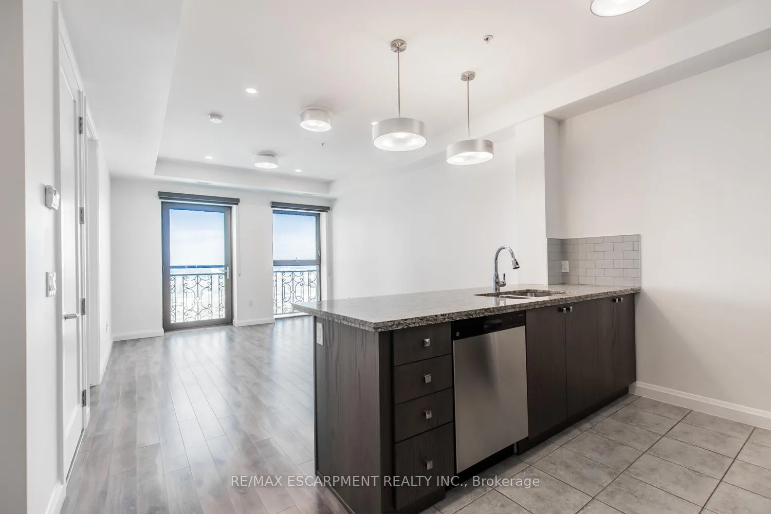Photo 12 of Unit 1003, 112 King Street, Hamilton, Beasley — HOMEH