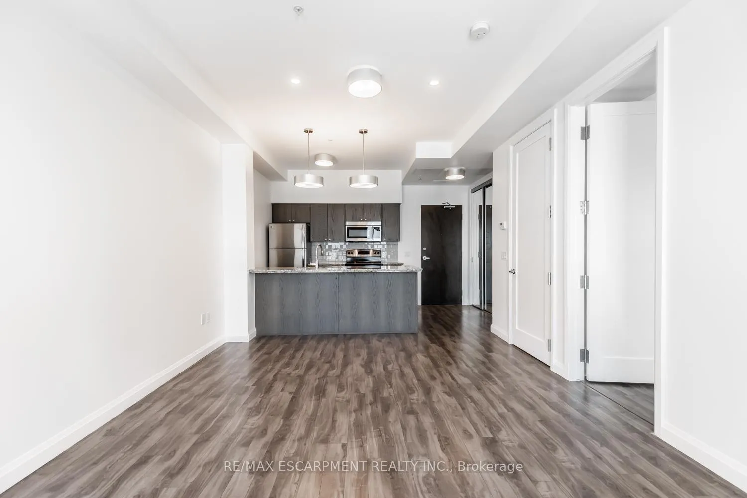 Photo 13 of Unit 1003, 112 King Street, Hamilton, Beasley — HOMEH